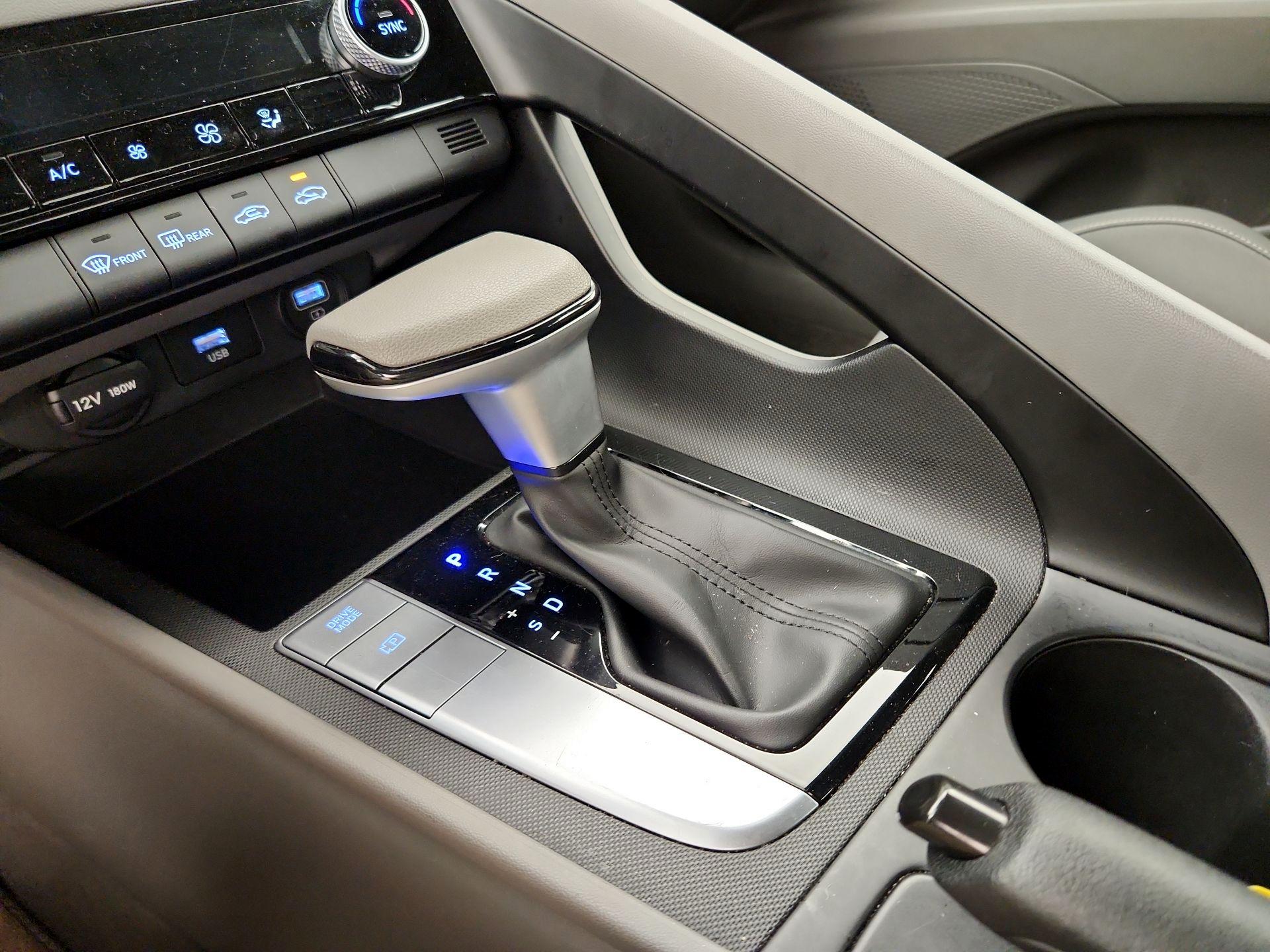 Thumbnail: 2023 Hyundai Elantra - 17