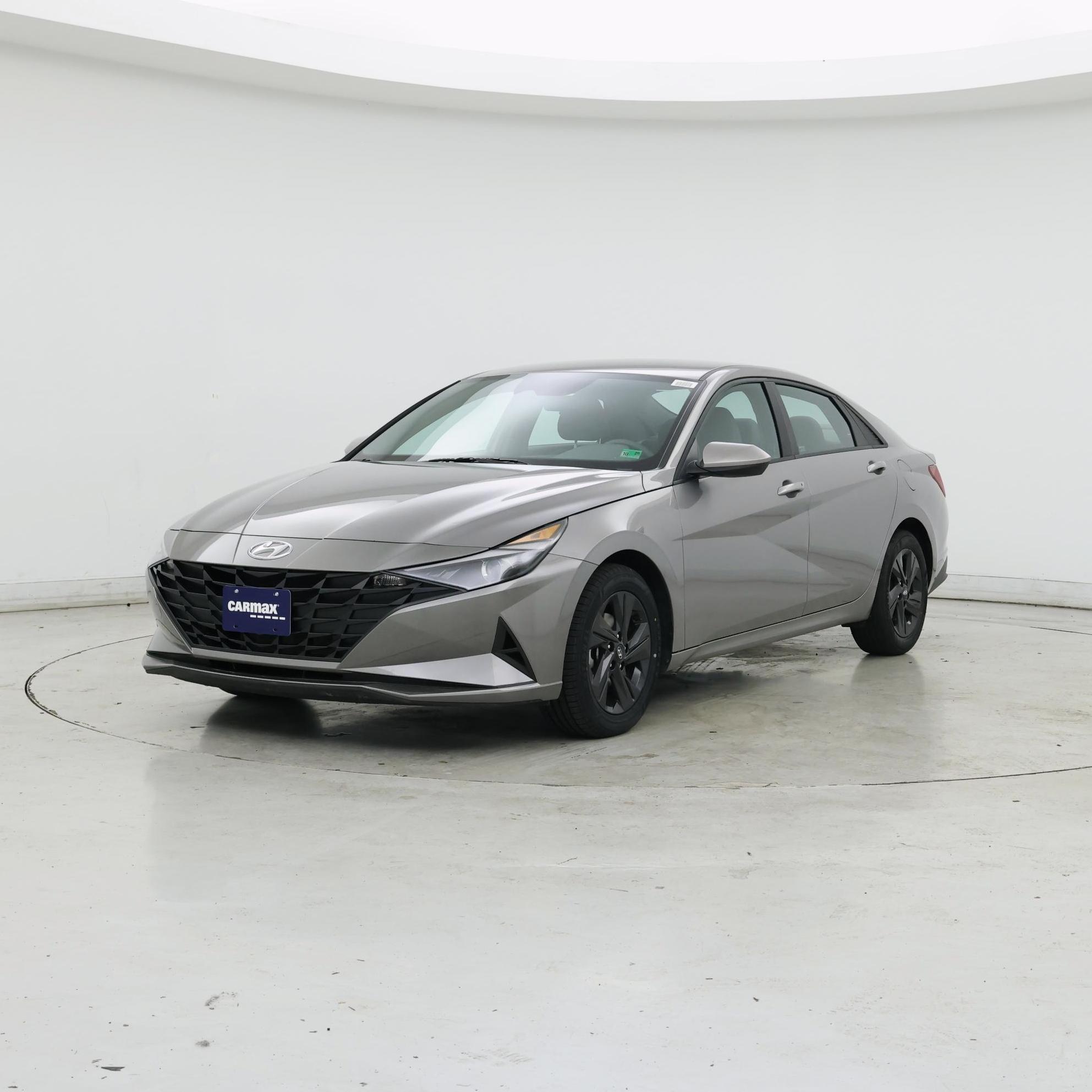 Thumbnail: 2023 Hyundai Elantra - 4