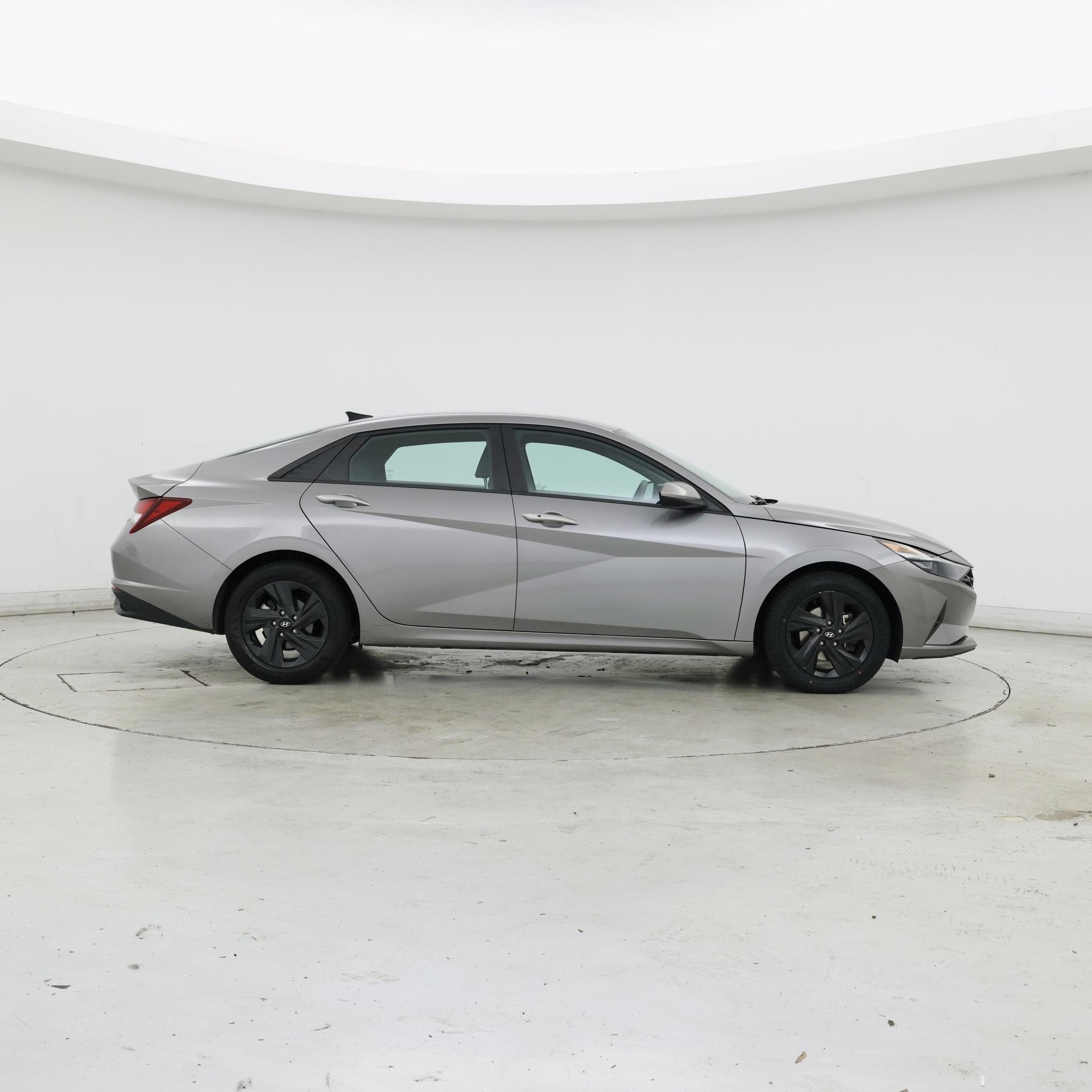Thumbnail: 2023 Hyundai Elantra - 7