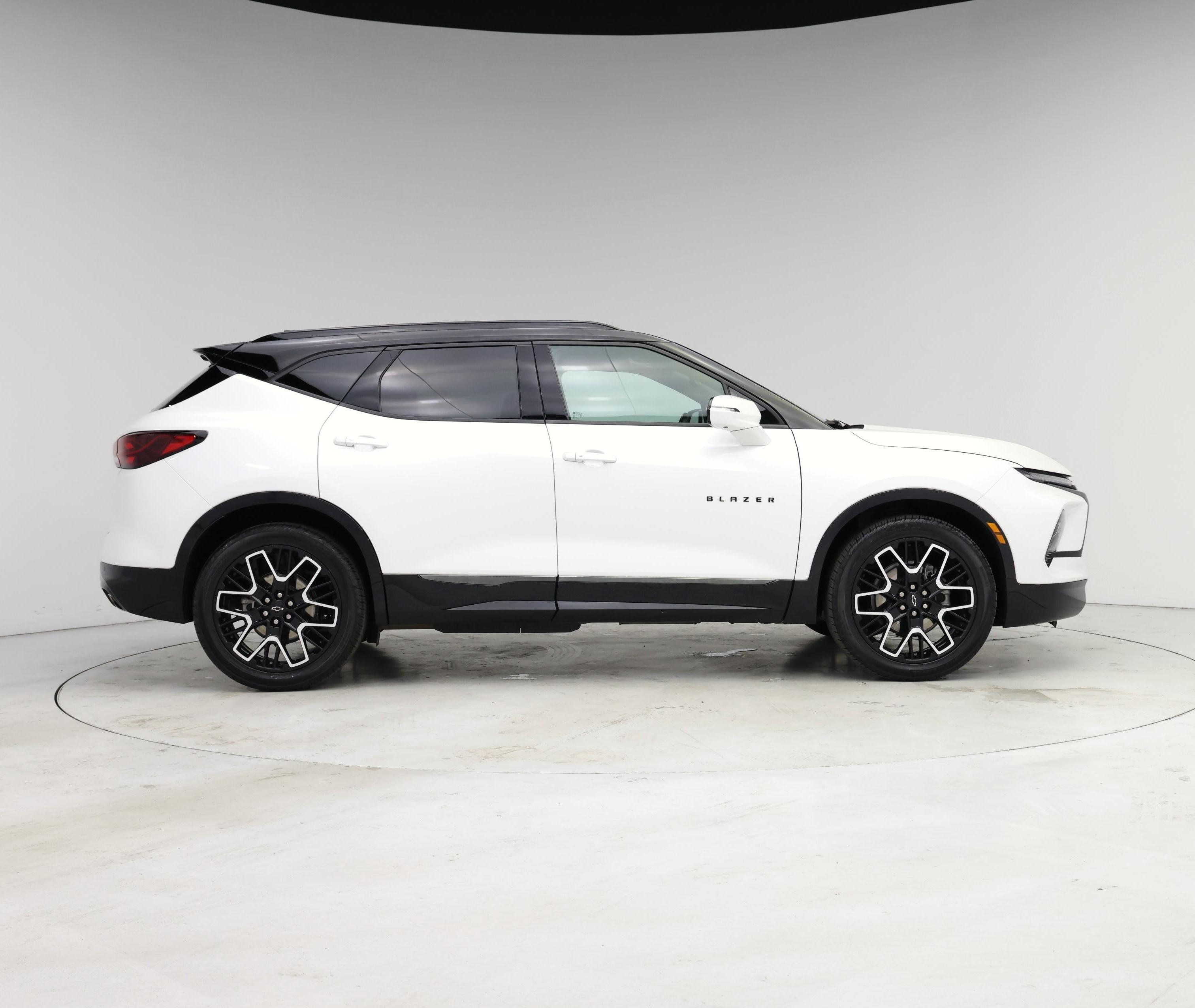 Thumbnail: 2023 Chevrolet Blazer - 7
