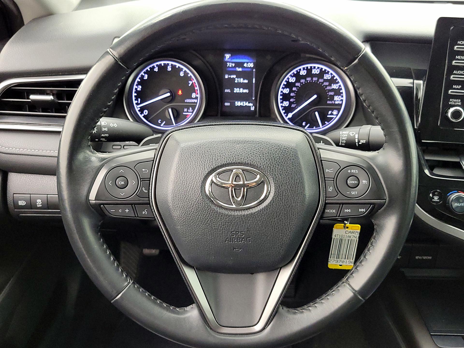Thumbnail: 2022 Toyota Camry - 10