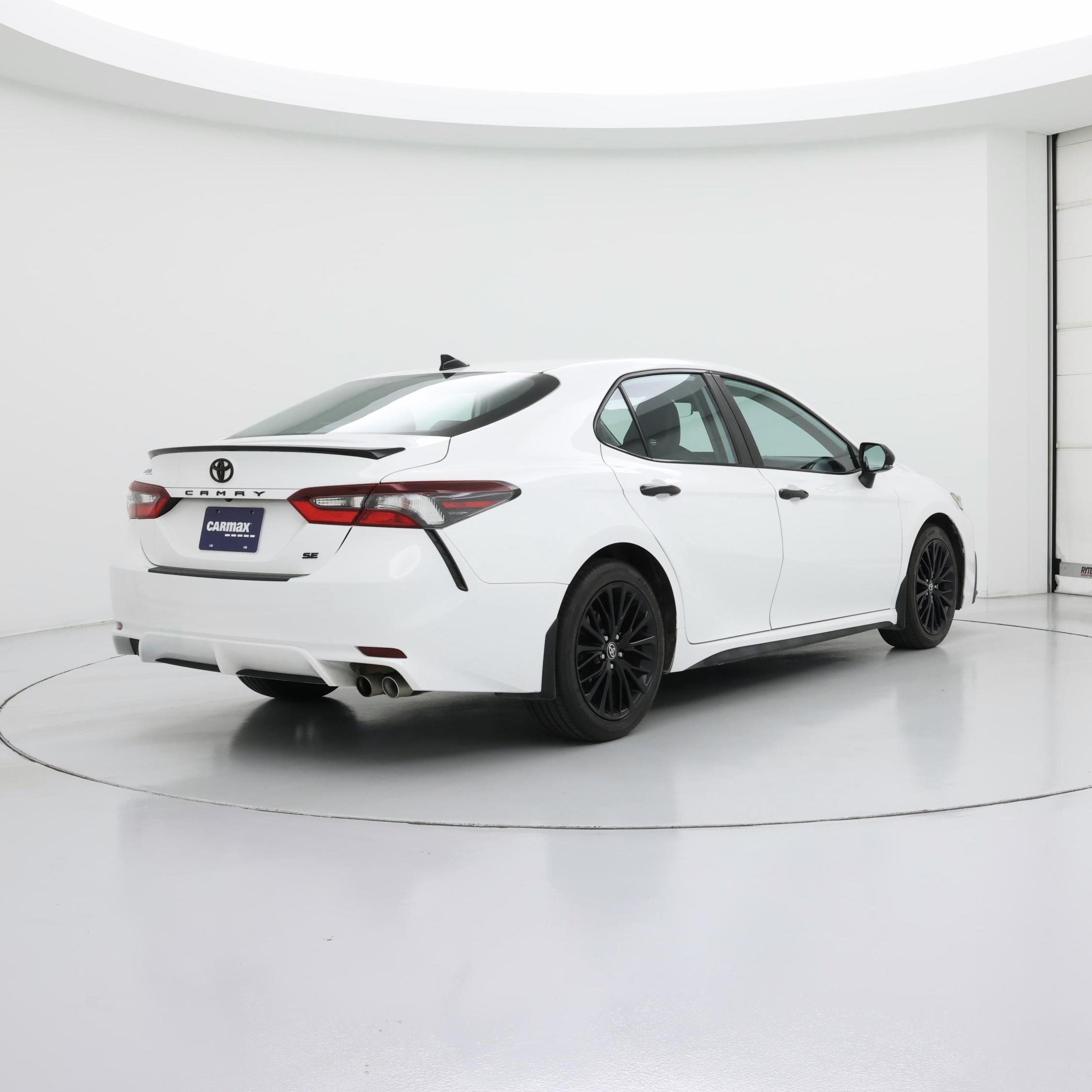 Thumbnail: 2022 Toyota Camry - 8
