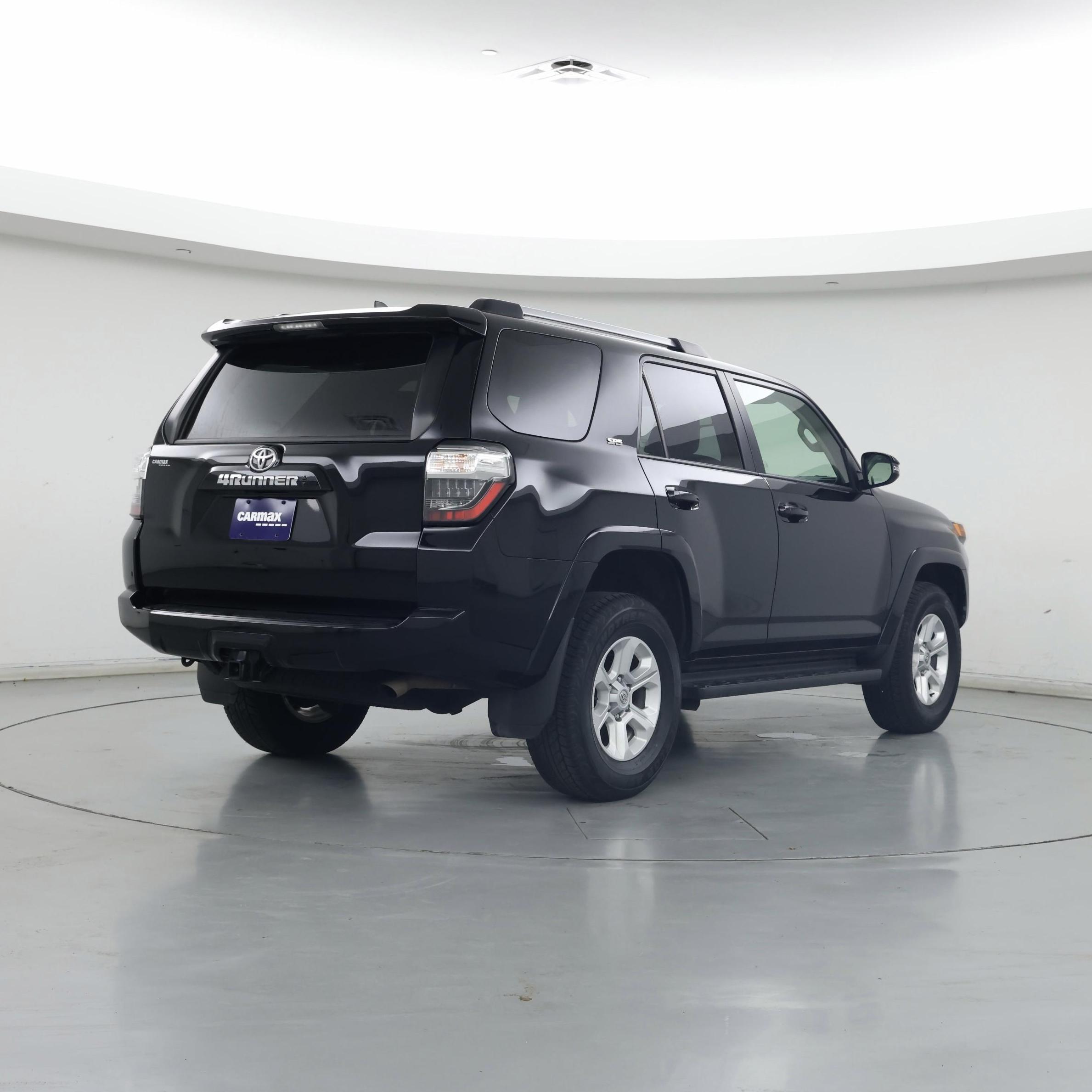 Thumbnail: 2024 Toyota 4Runner - 8