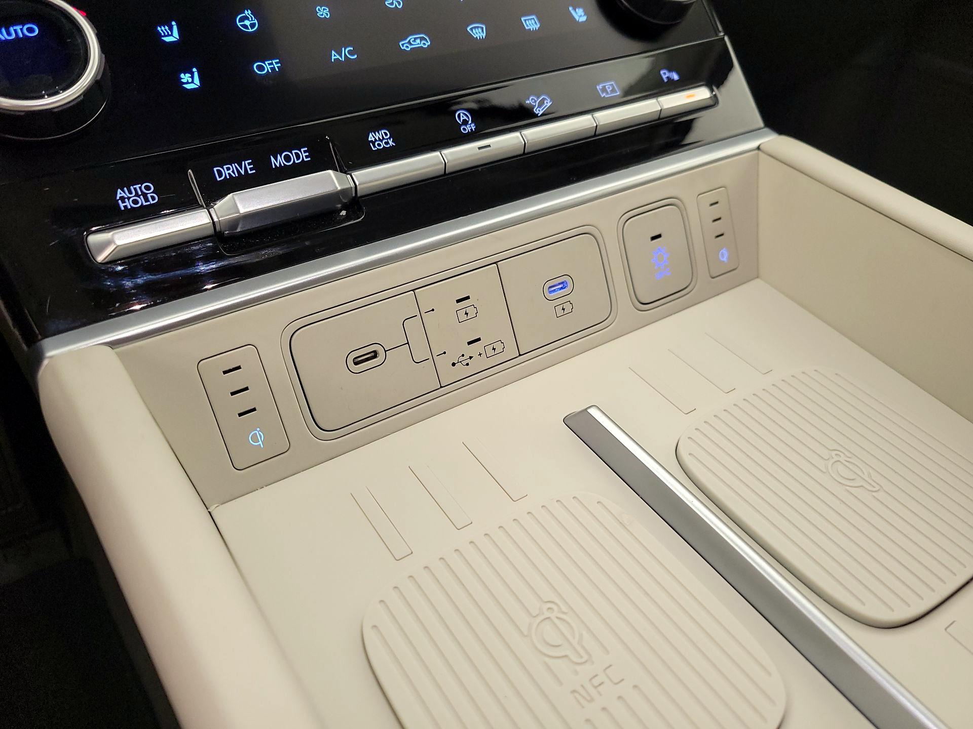 Thumbnail: 2024 Hyundai Santa Fe - 19