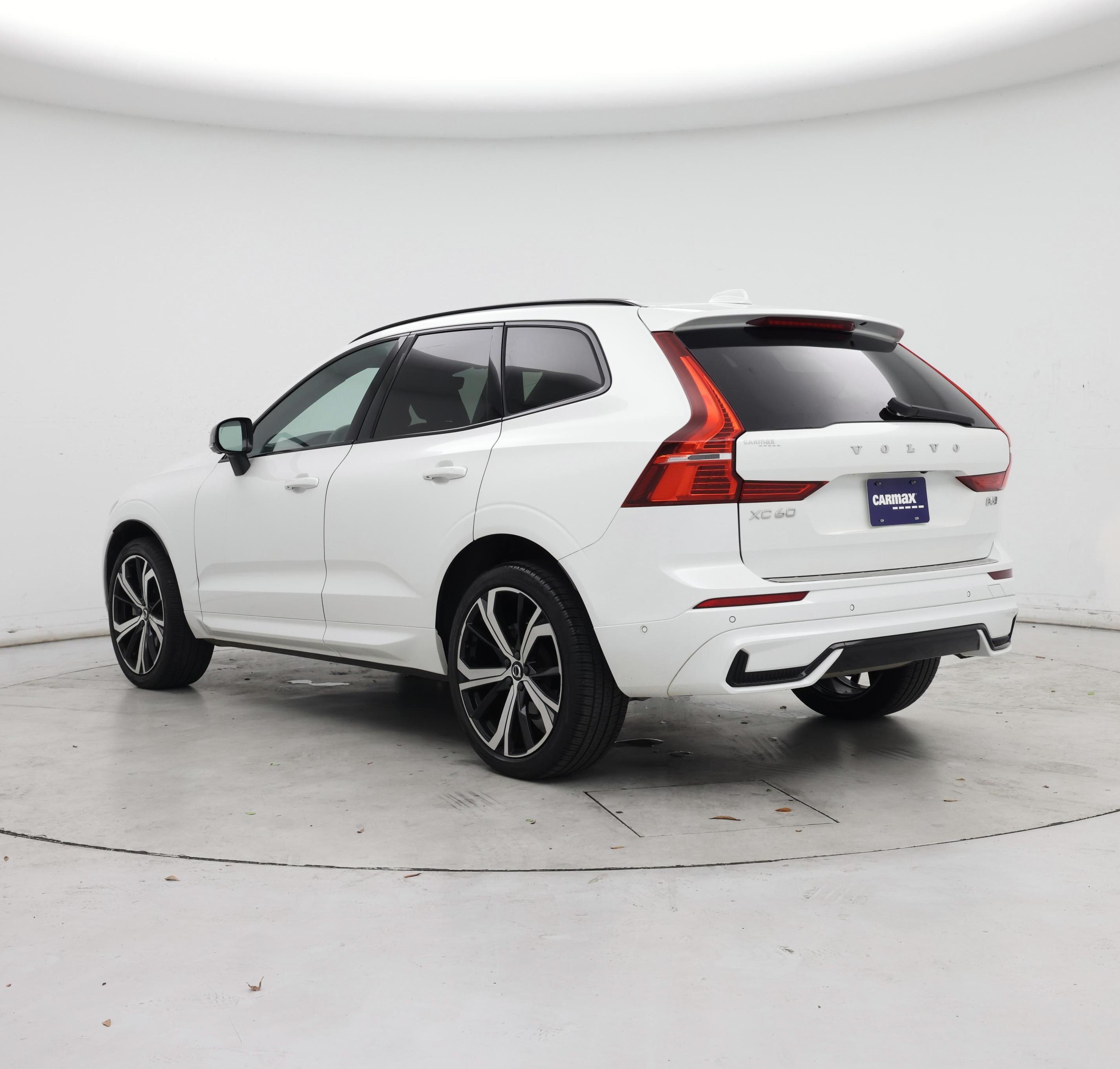 Thumbnail: 2023 Volvo XC60 - 2