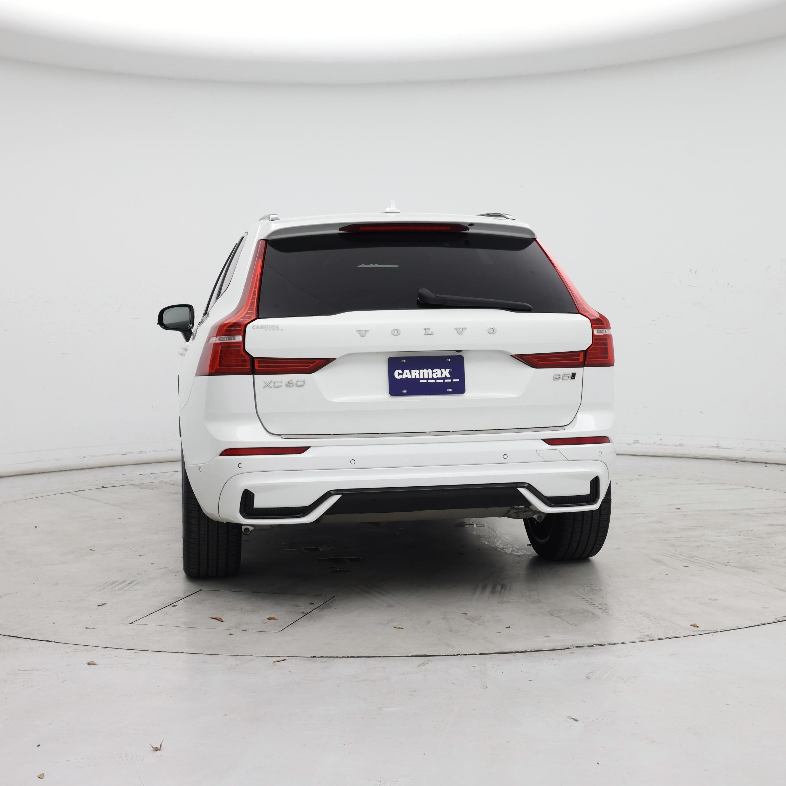 Thumbnail: 2023 Volvo XC60 - 6