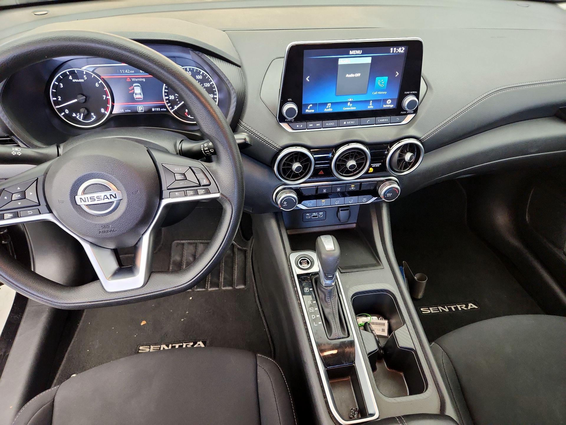 Thumbnail: 2023 Nissan Sentra - 9