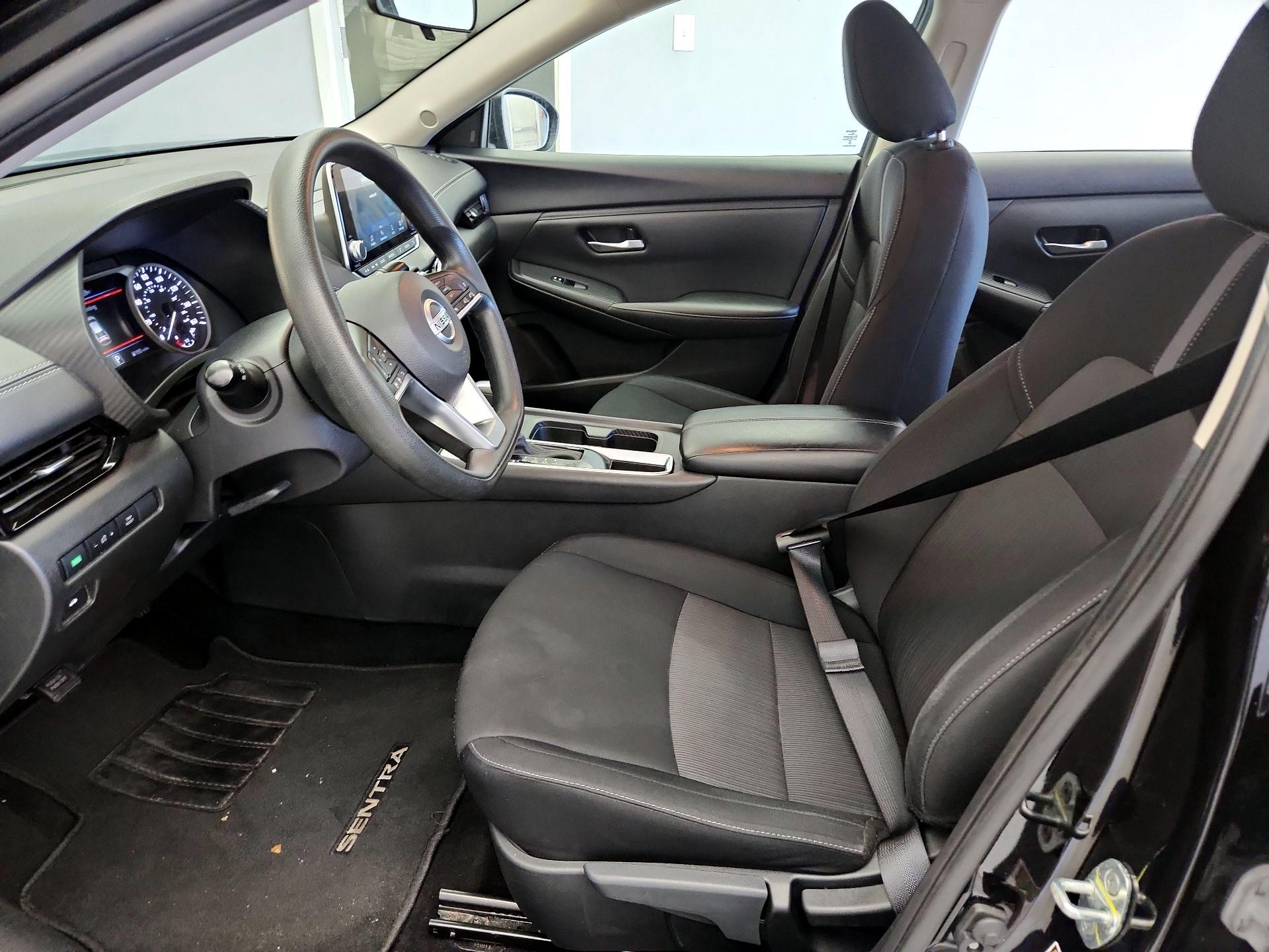 Thumbnail: 2023 Nissan Sentra - 11