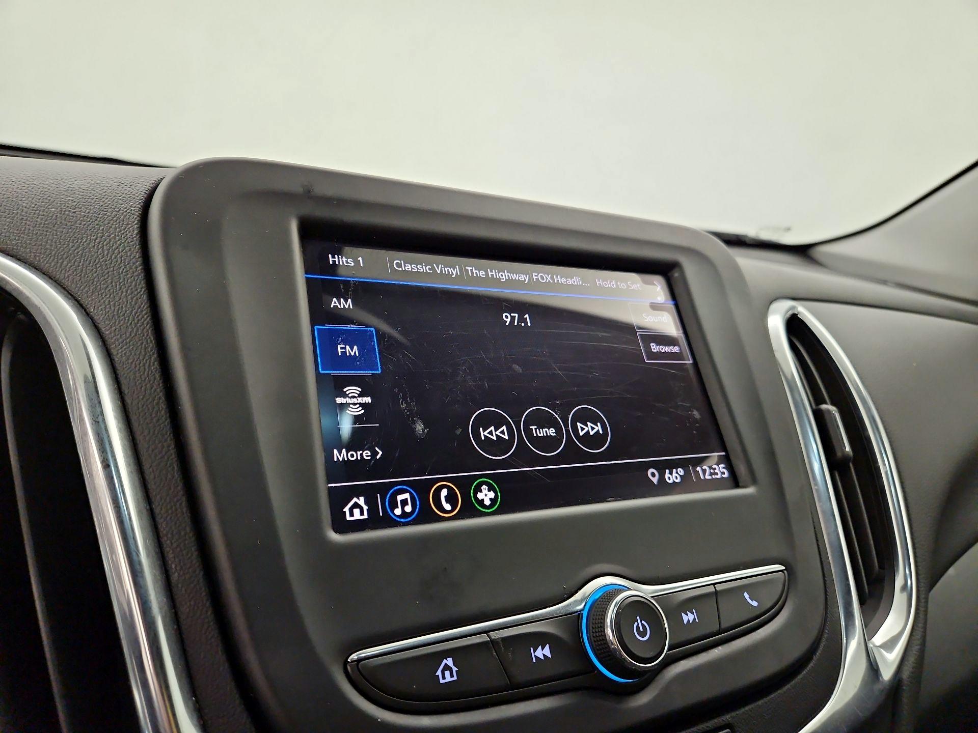 Thumbnail: 2022 Chevrolet Equinox - 15