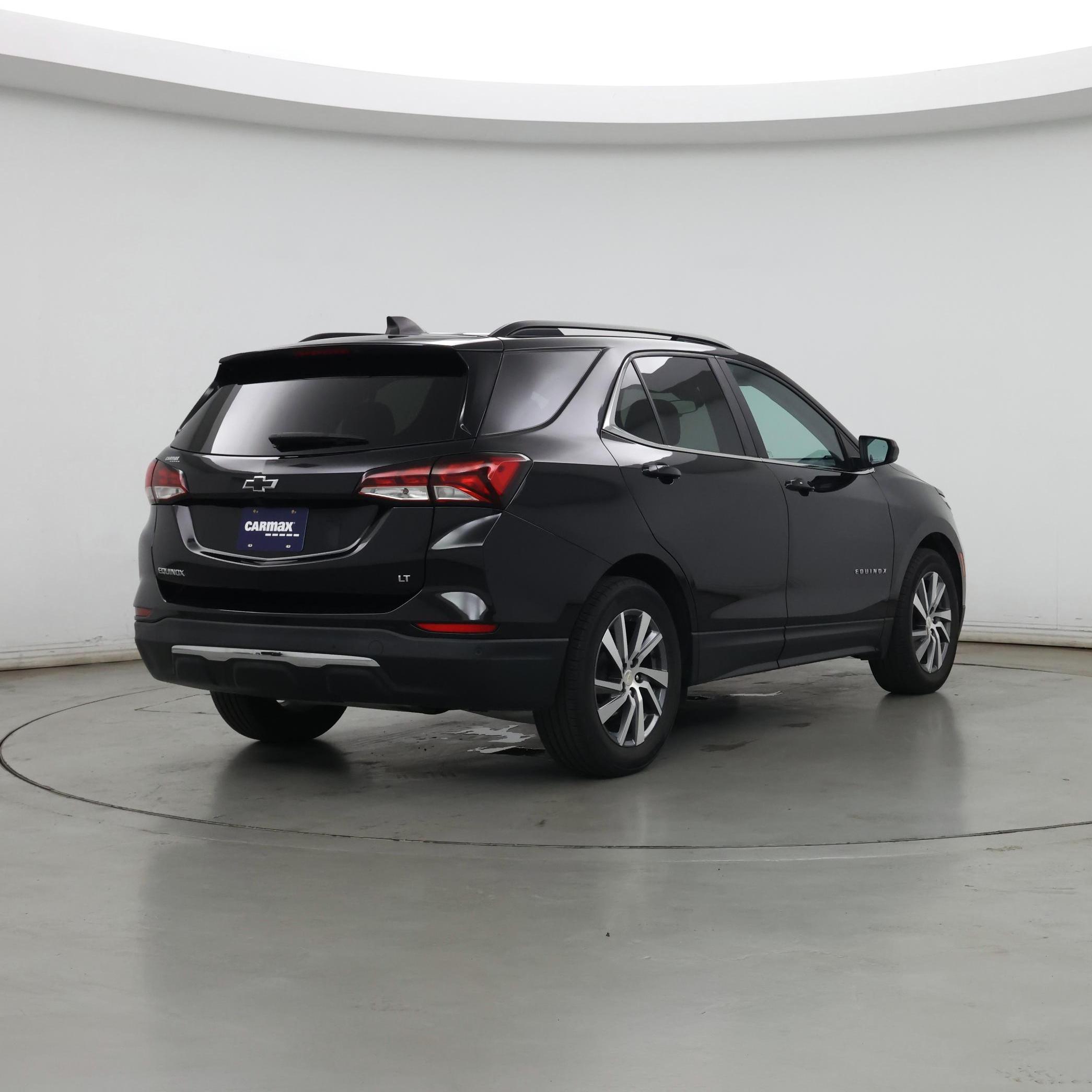 Thumbnail: 2022 Chevrolet Equinox - 8