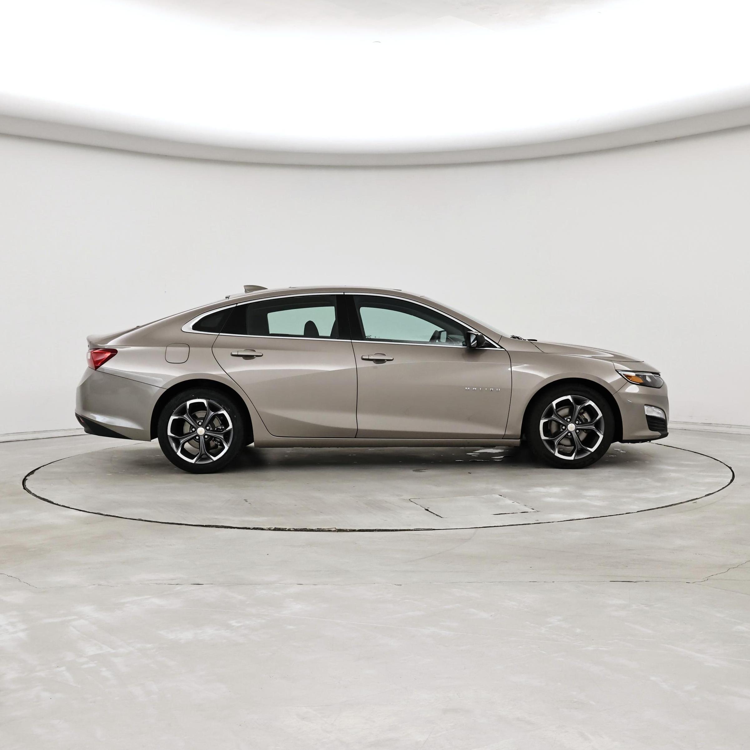 Thumbnail: 2023 Chevrolet Malibu - 7
