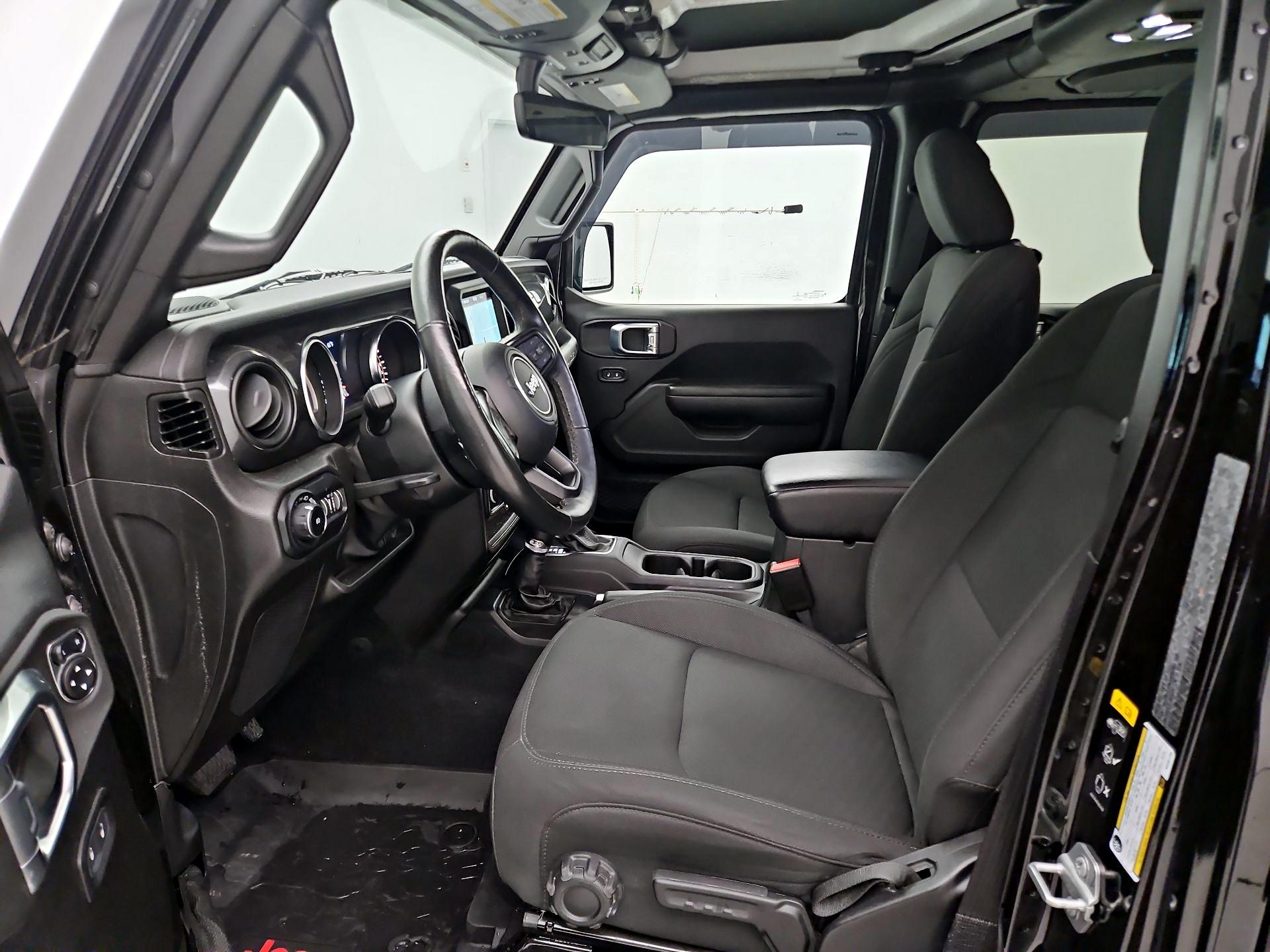 Thumbnail: 2022 Jeep Wrangler - 11