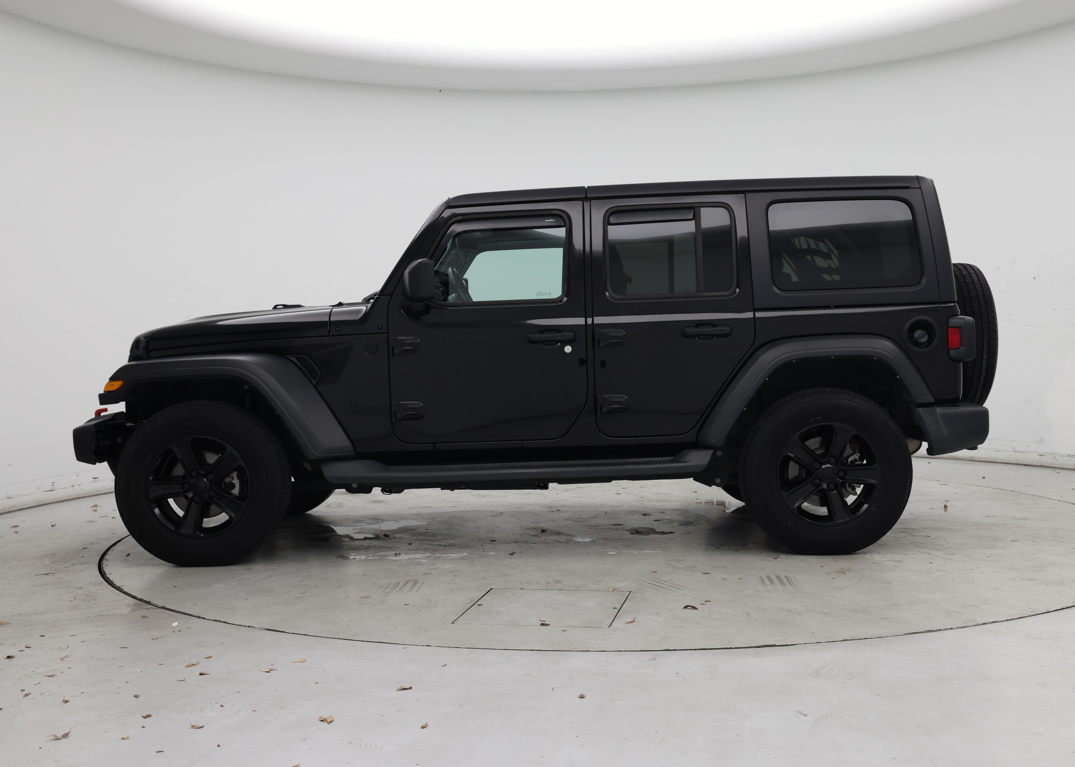 Thumbnail: 2022 Jeep Wrangler - 3