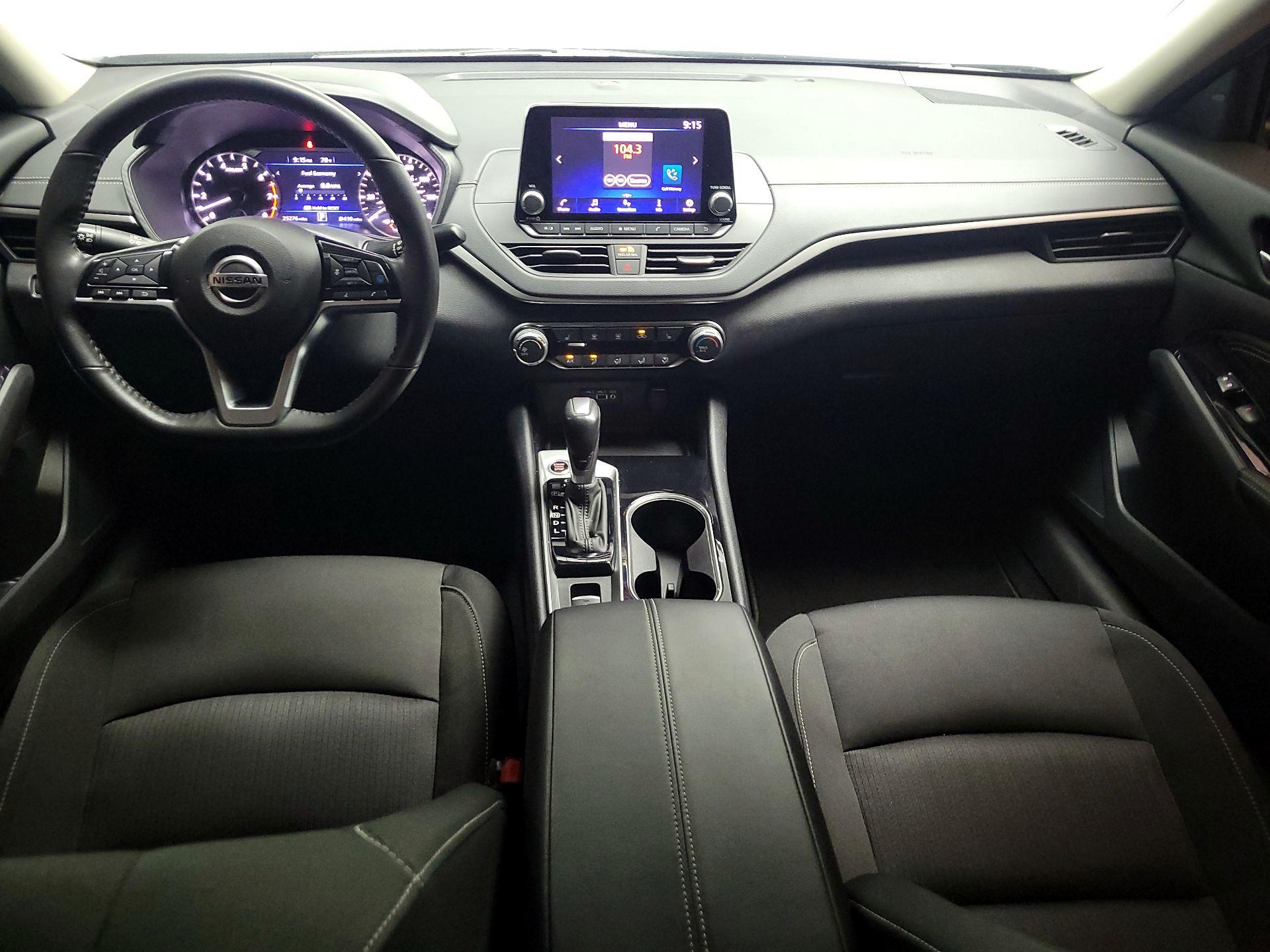 Thumbnail: 2022 Nissan Altima - 9