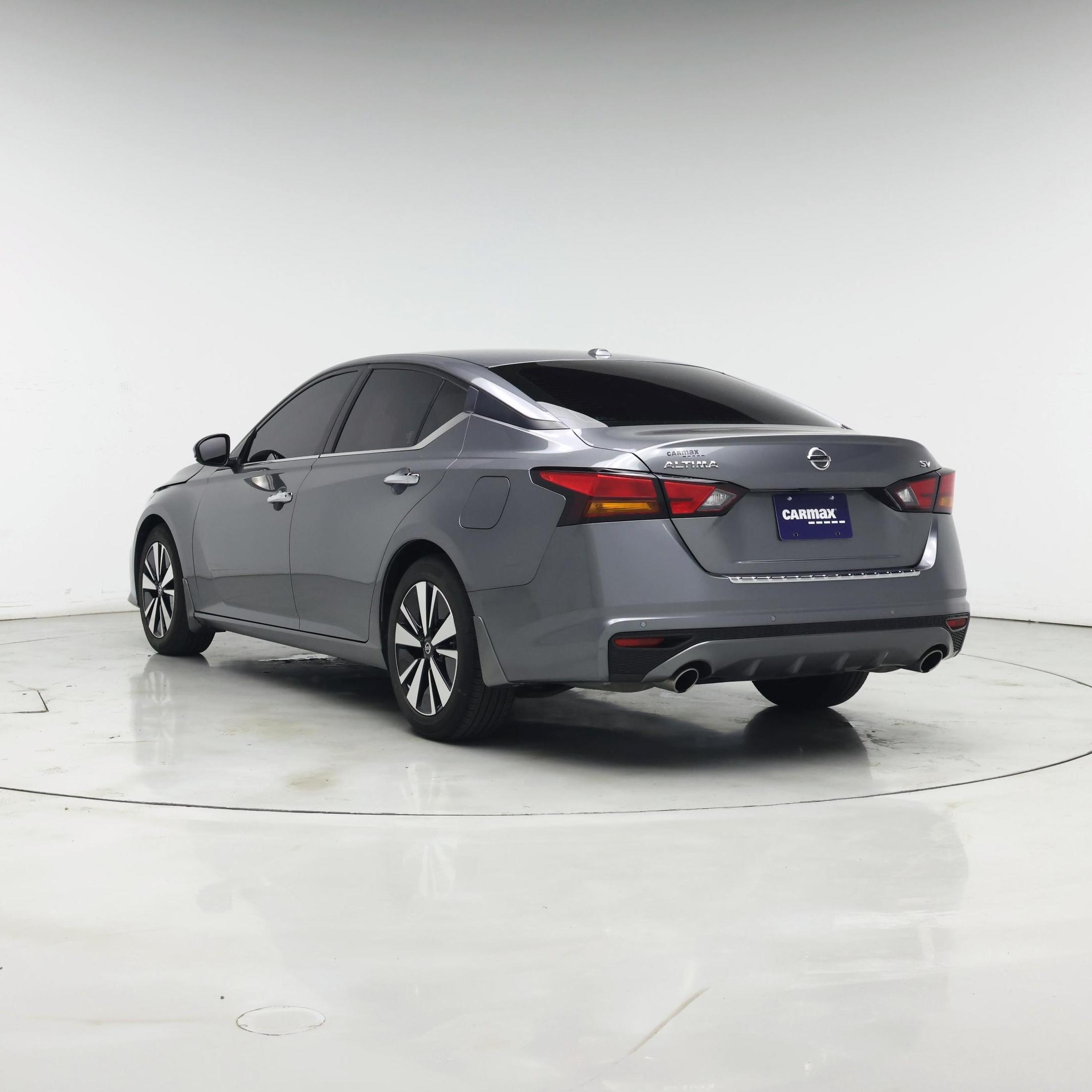 Thumbnail: 2022 Nissan Altima - 2