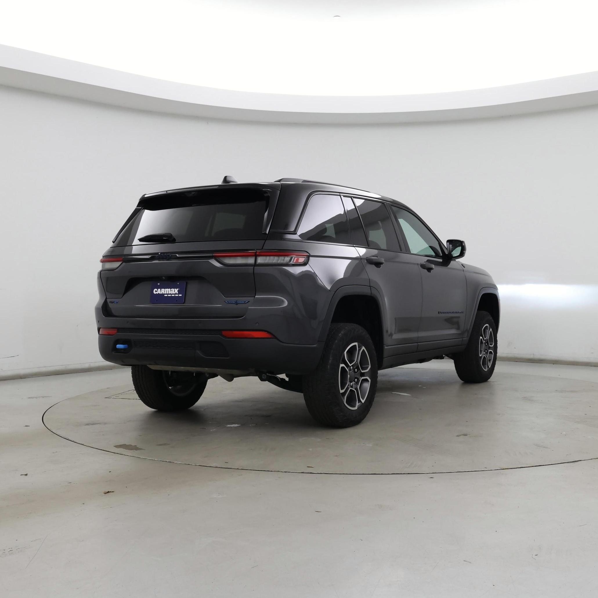 Thumbnail: 2022 Jeep Grand Cherokee - 8