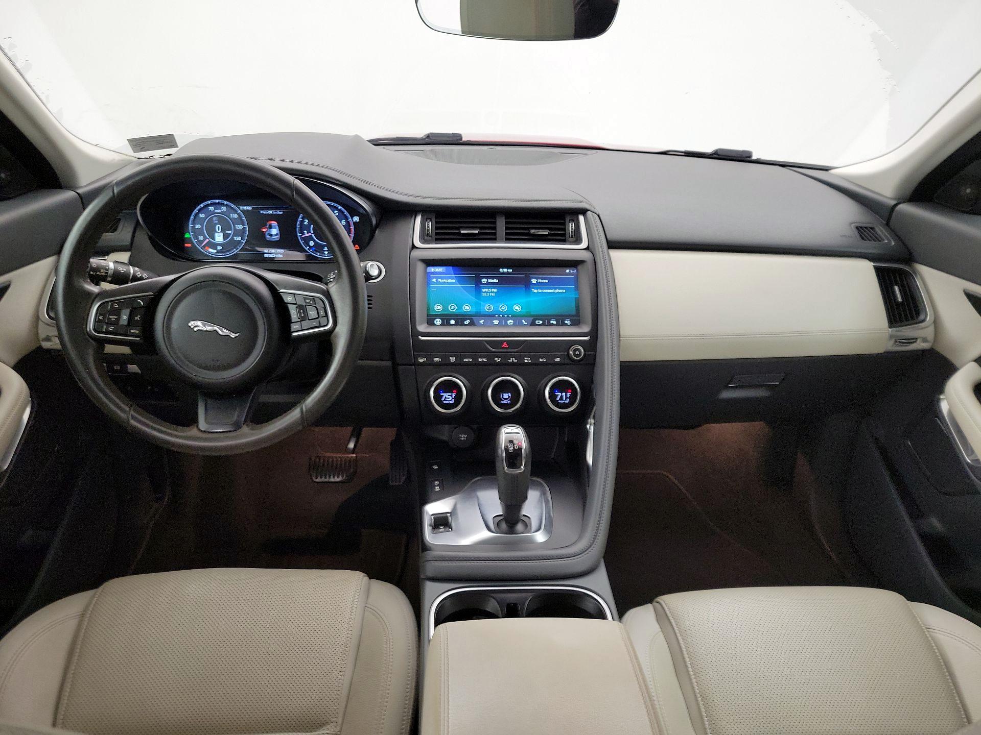 Thumbnail: 2019 Jaguar E-Pace - 9