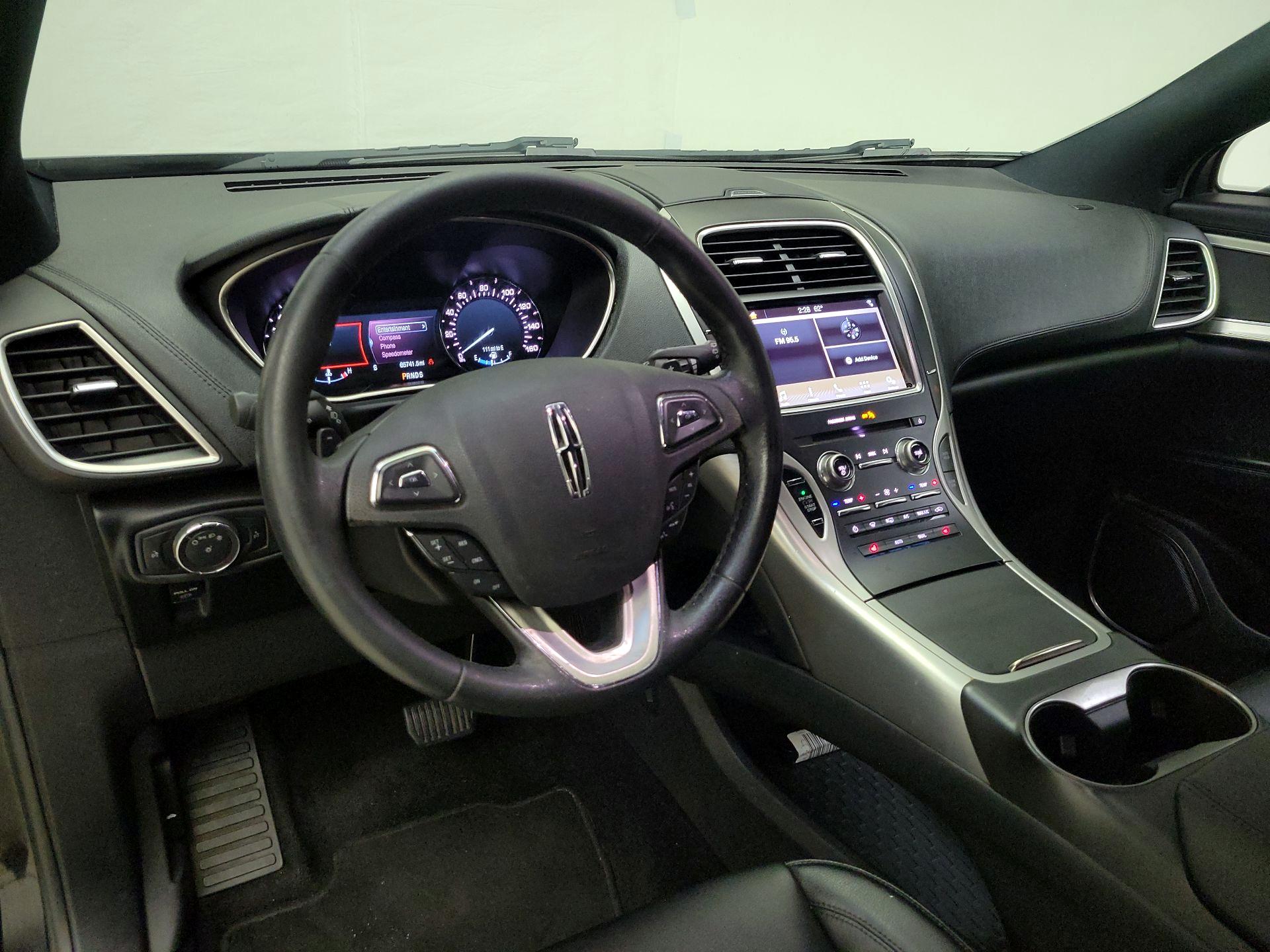 Thumbnail: 2017 Lincoln MKX - 9