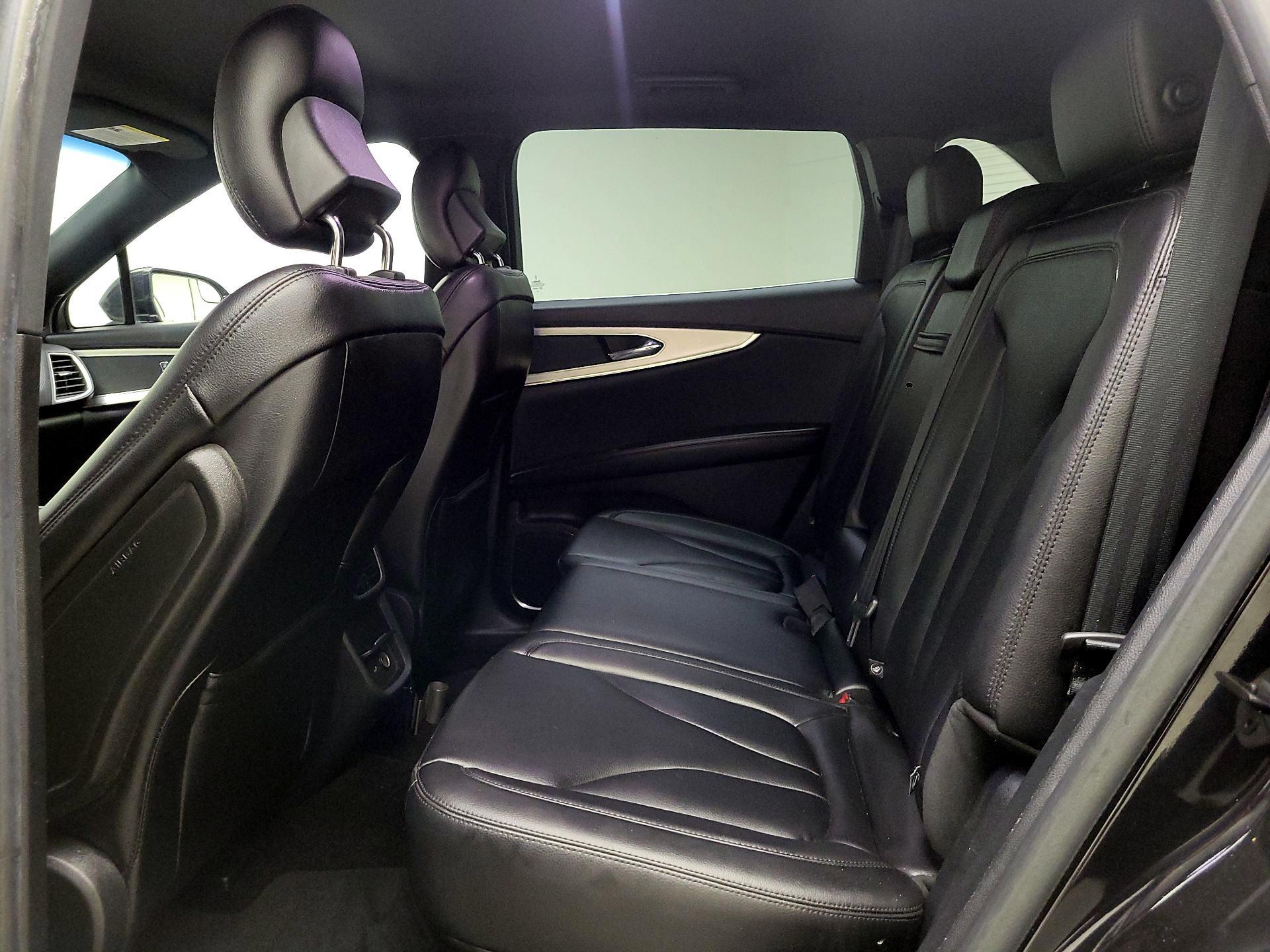 Thumbnail: 2017 Lincoln MKX - 19