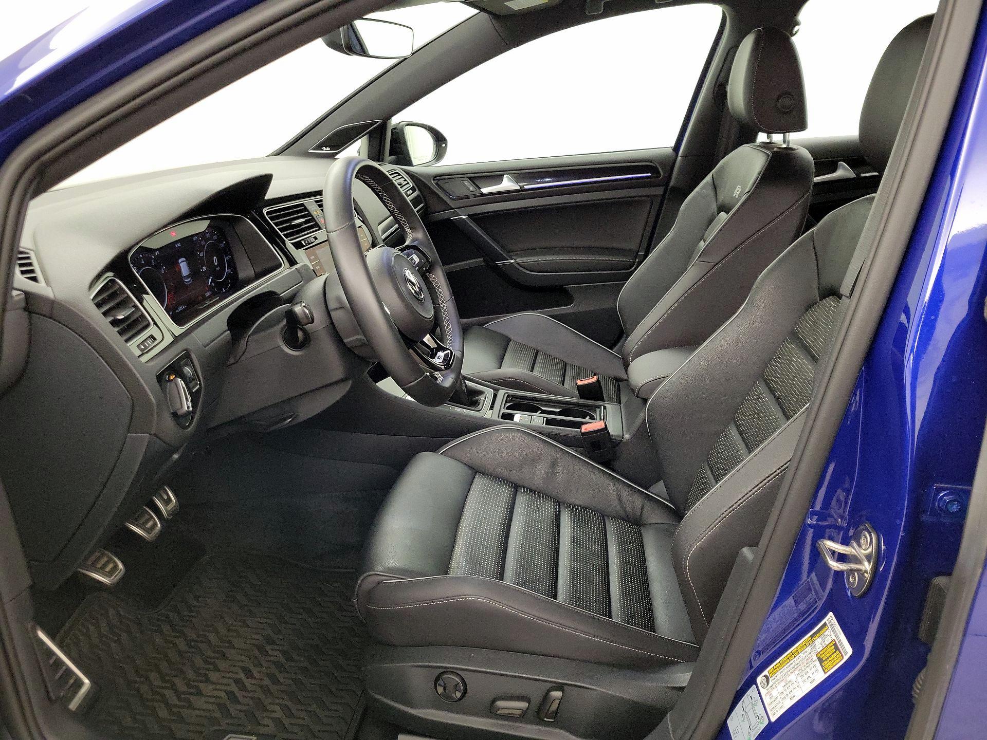 Thumbnail: 2019 Volkswagen Golf - 11