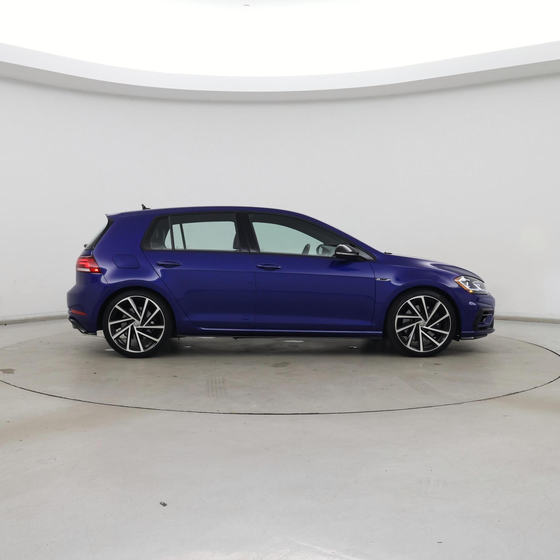 Thumbnail: 2019 Volkswagen Golf - 7