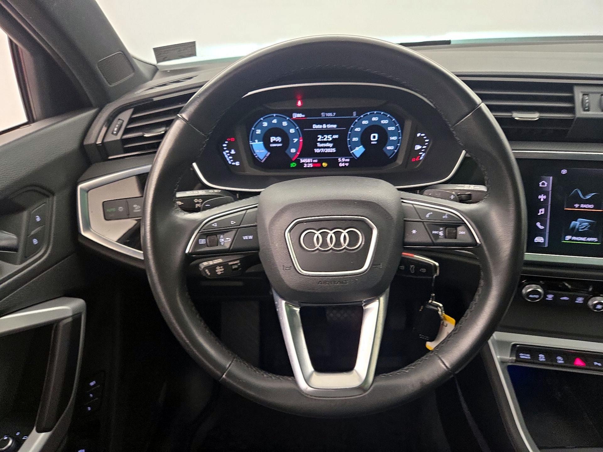 Thumbnail: 2022 Audi Q3 - 10