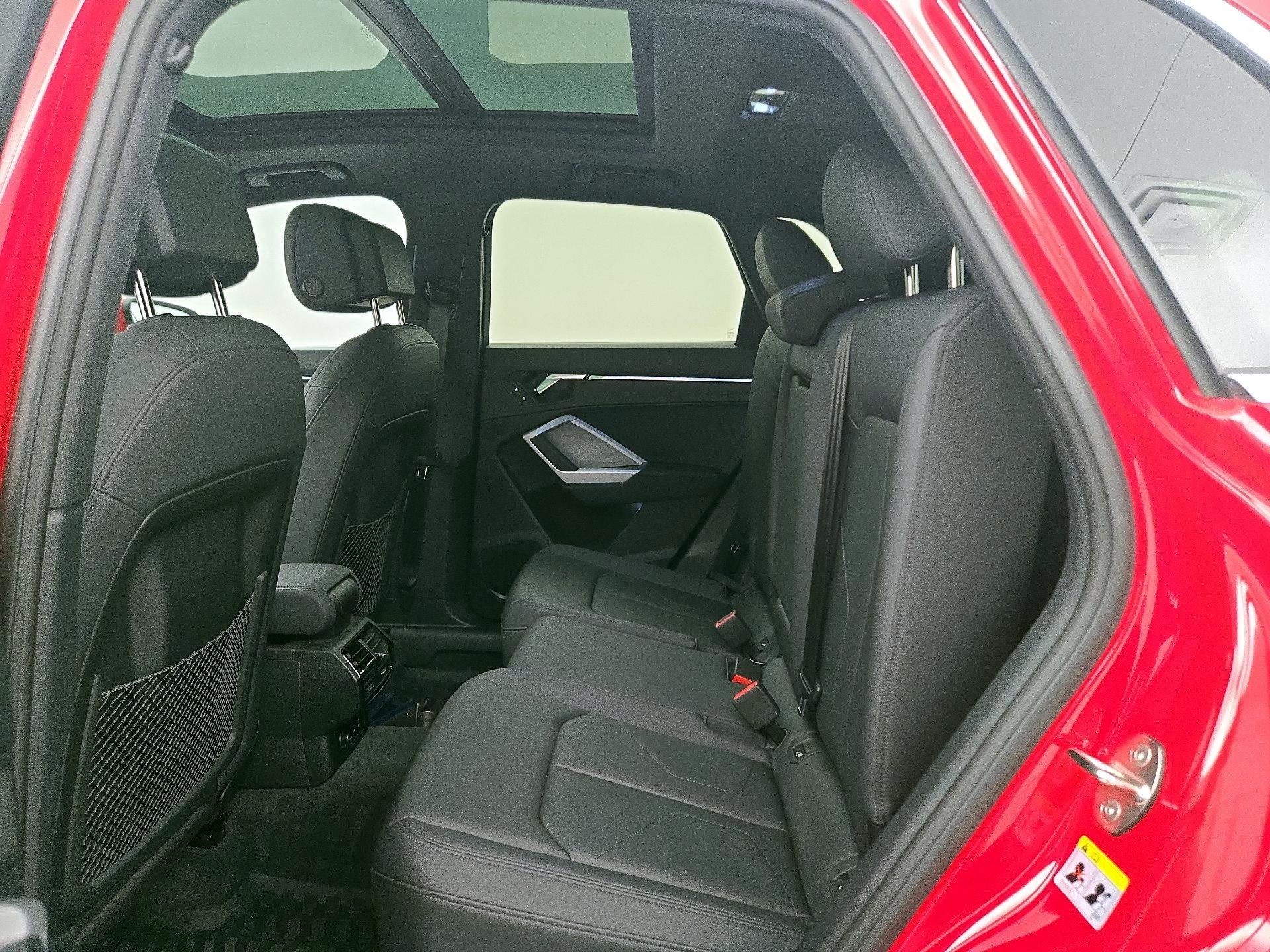 Thumbnail: 2022 Audi Q3 - 20