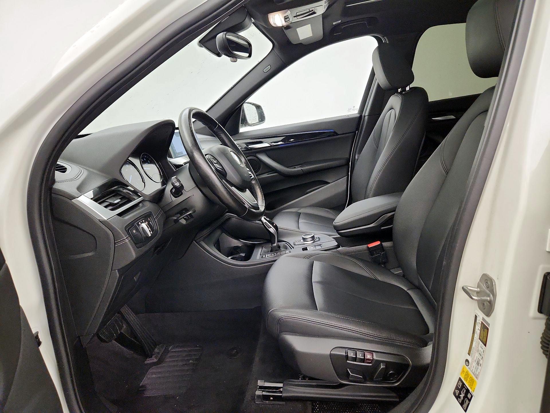 Thumbnail: 2020 BMW X1 - 11