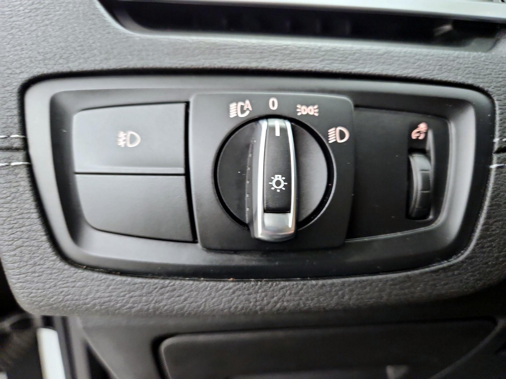 Thumbnail: 2020 BMW X1 - 13