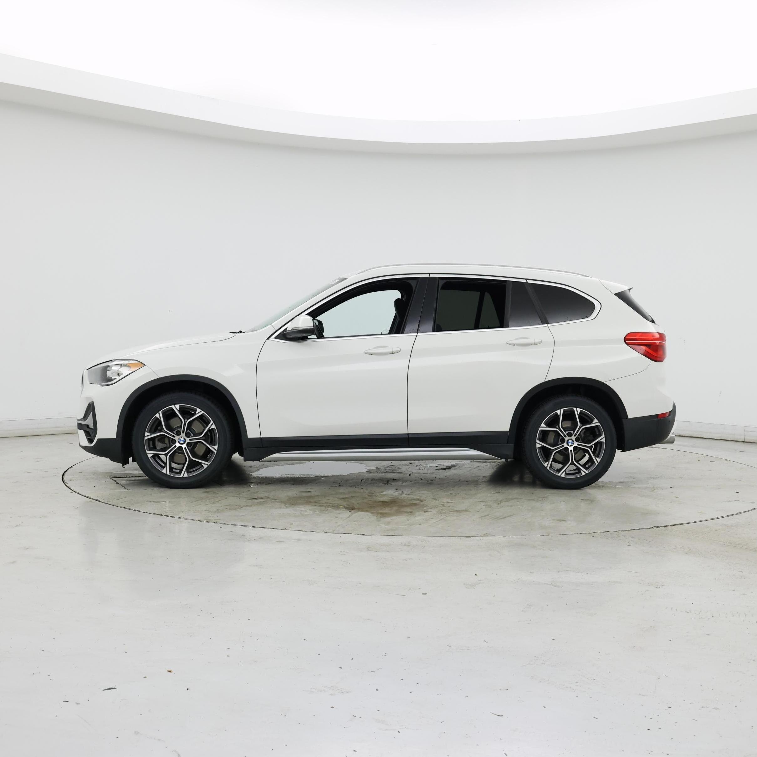 Thumbnail: 2020 BMW X1 - 3