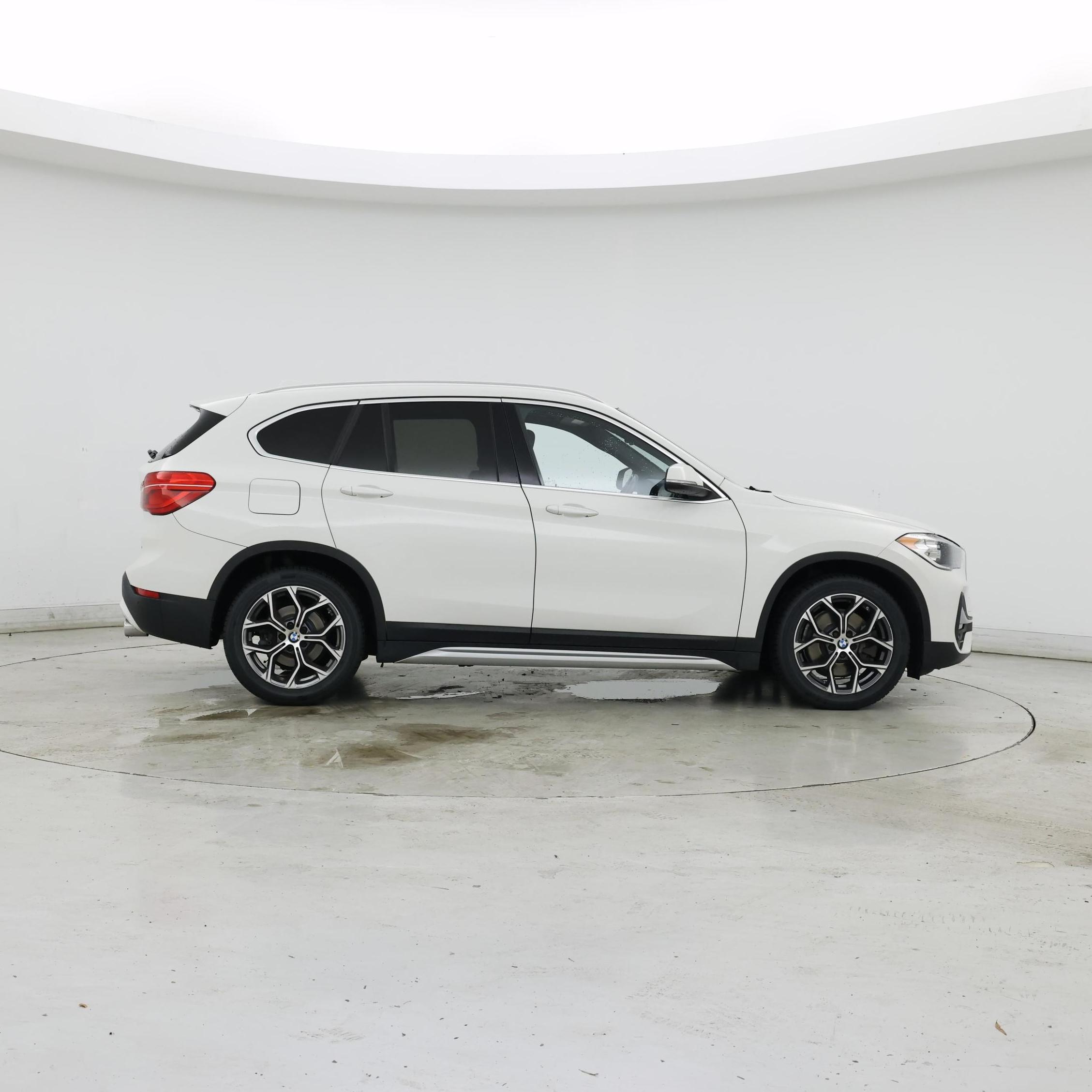 Thumbnail: 2020 BMW X1 - 7
