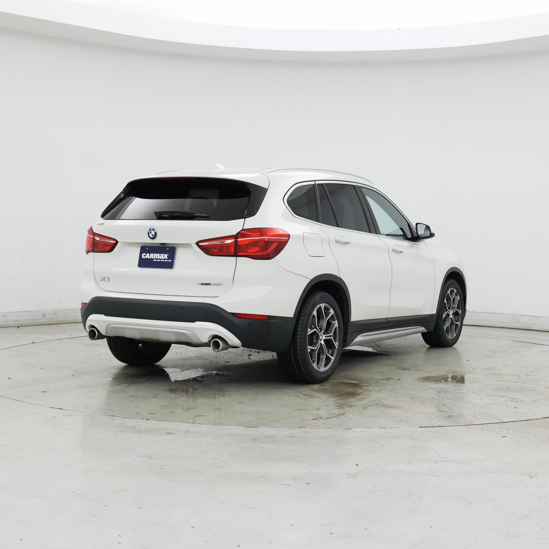 Thumbnail: 2020 BMW X1 - 8