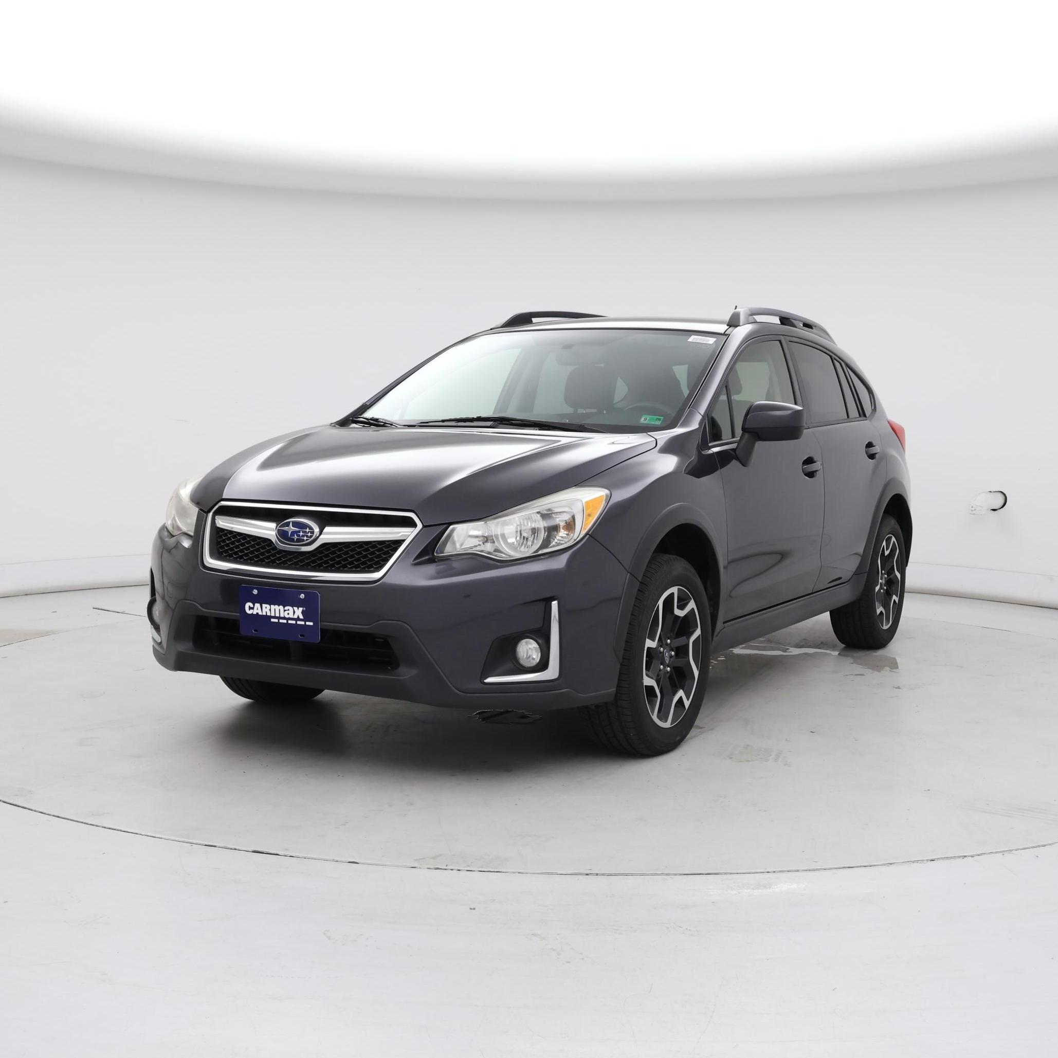 Thumbnail: 2017 Subaru Crosstrek - 4