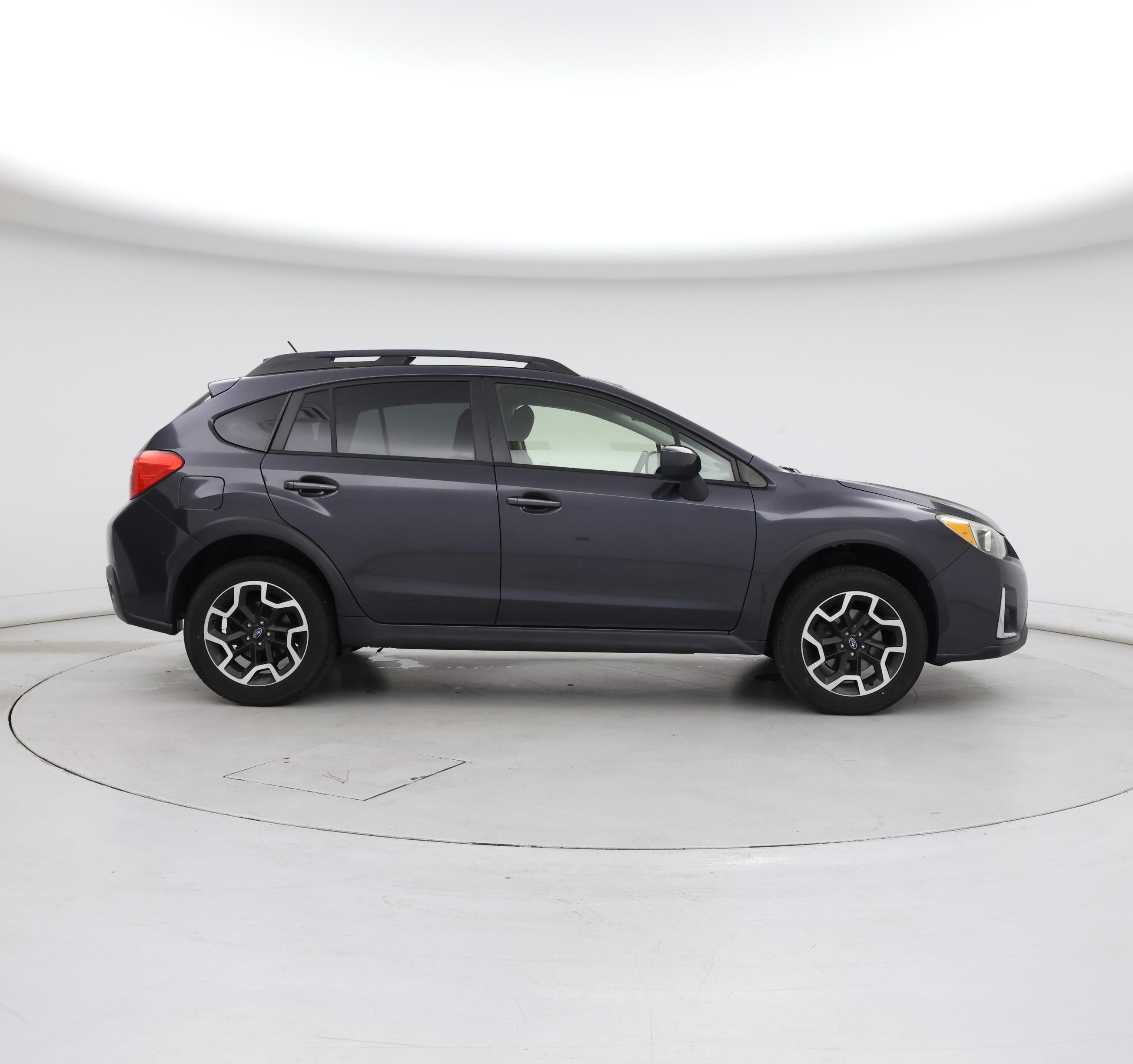 Thumbnail: 2017 Subaru Crosstrek - 7