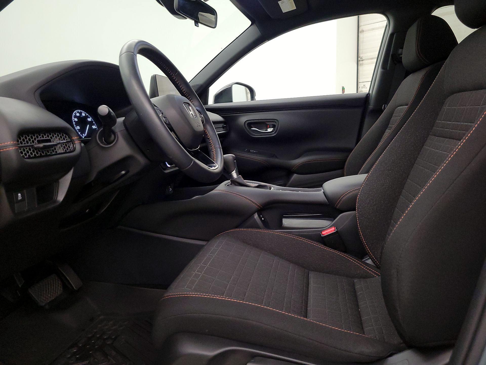 Thumbnail: 2025 Honda HR-V - 11