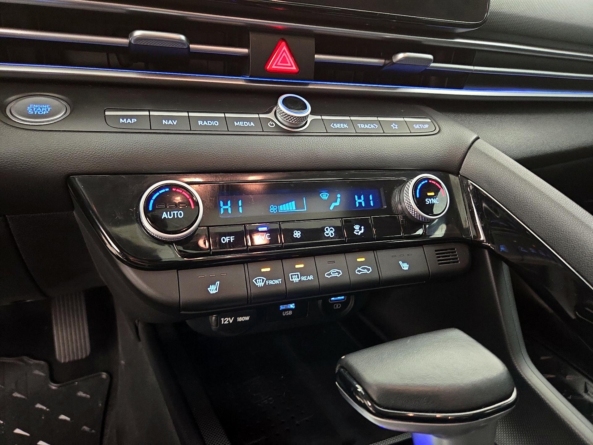 Thumbnail: 2023 Hyundai Elantra - 17