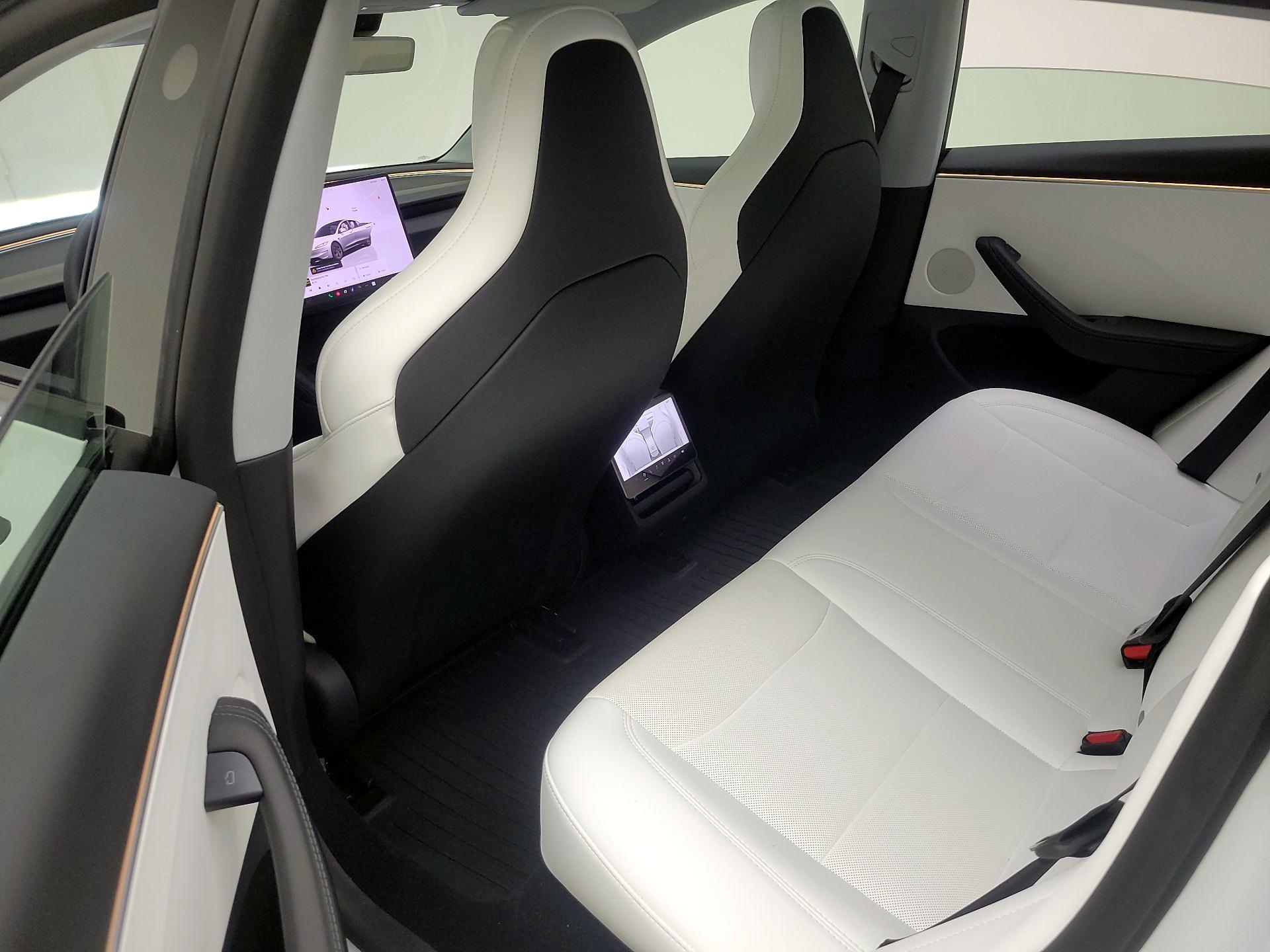Thumbnail: 2025 Tesla Model 3 - 18