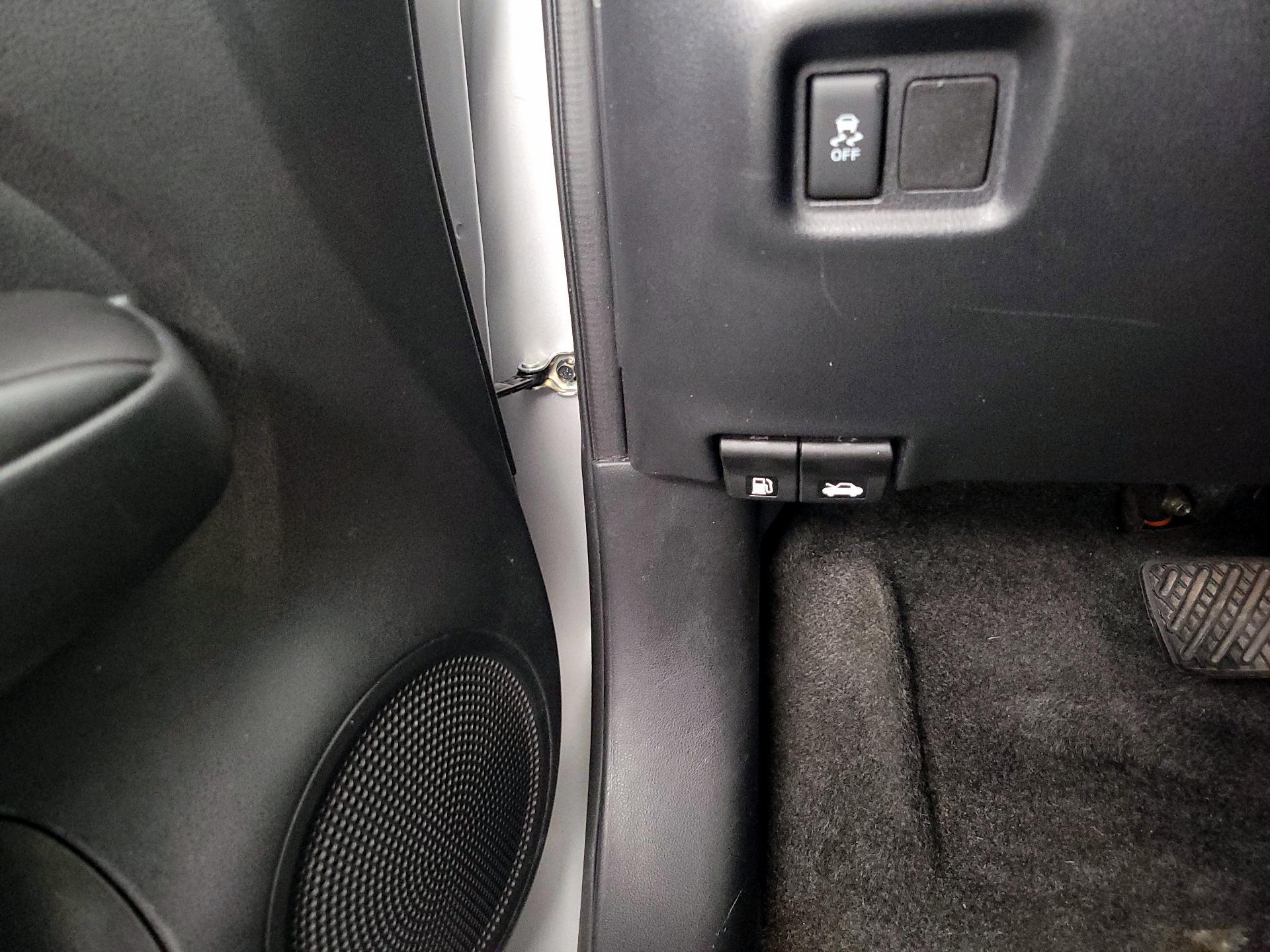 Thumbnail: 2018 Nissan Versa - 13