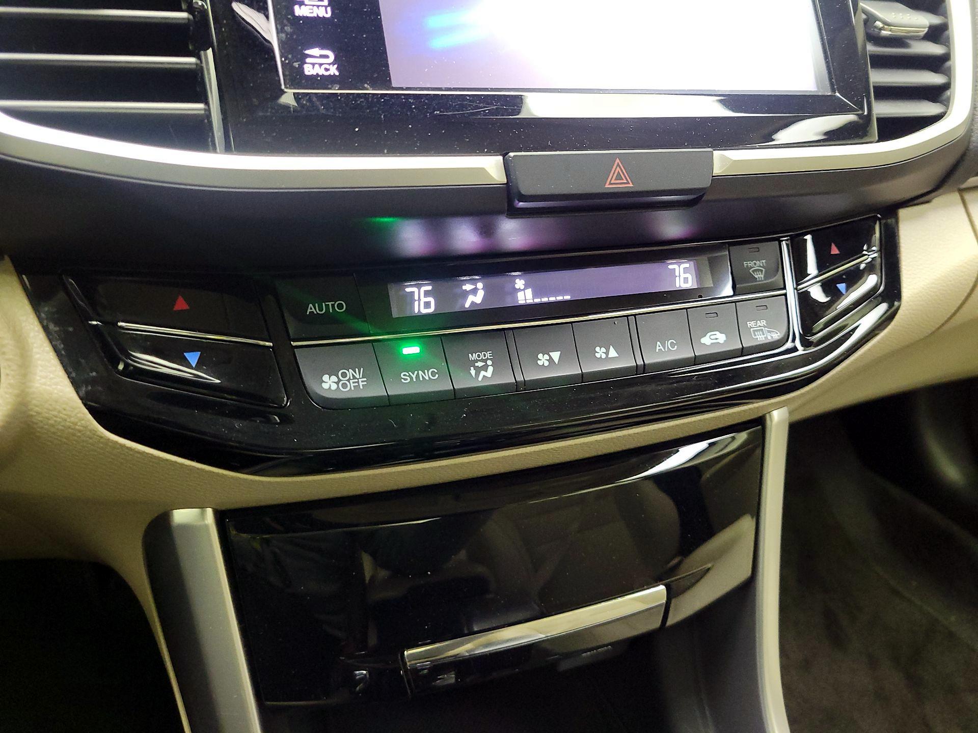 Thumbnail: 2017 Honda Accord - 17