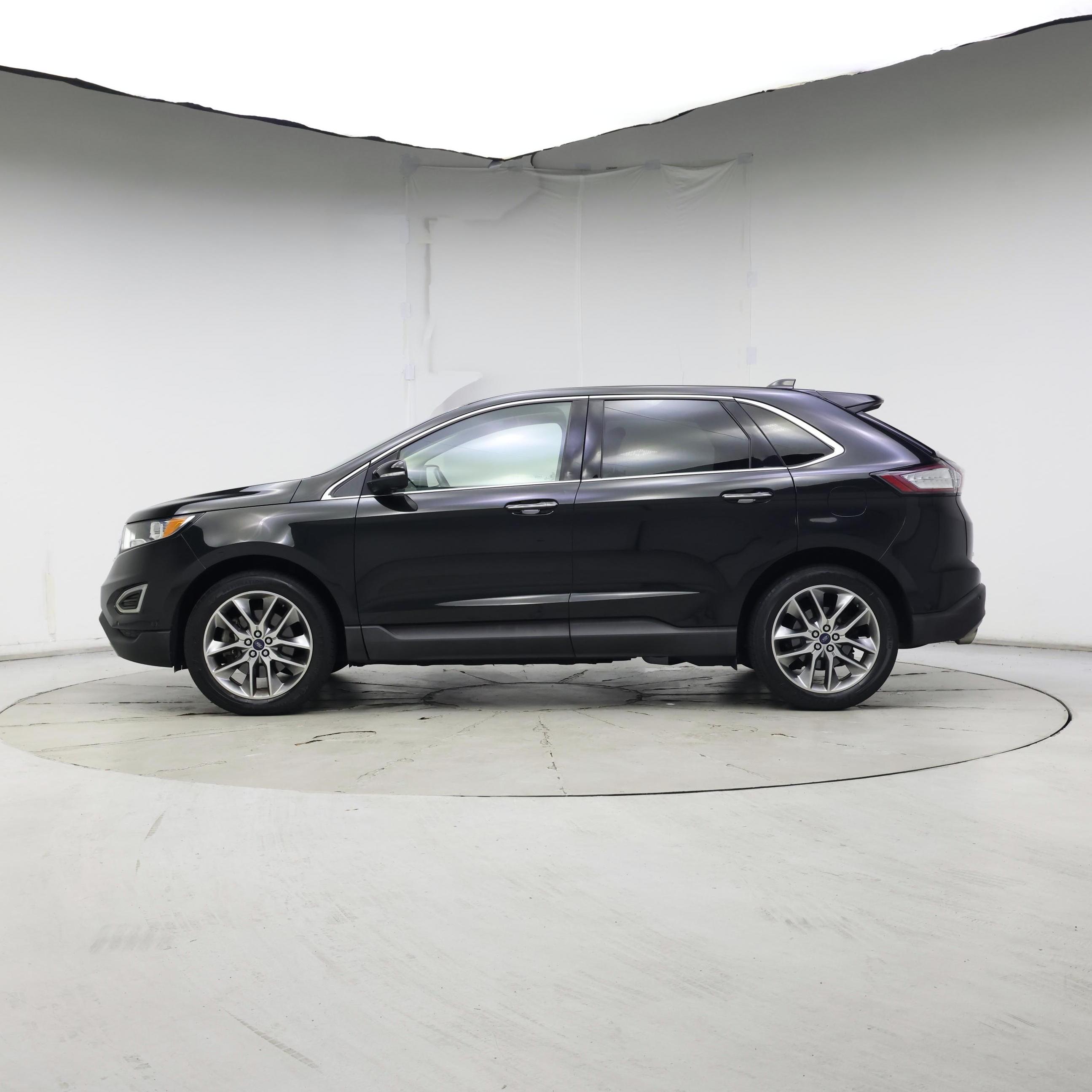 Thumbnail: 2015 Ford Edge - 3