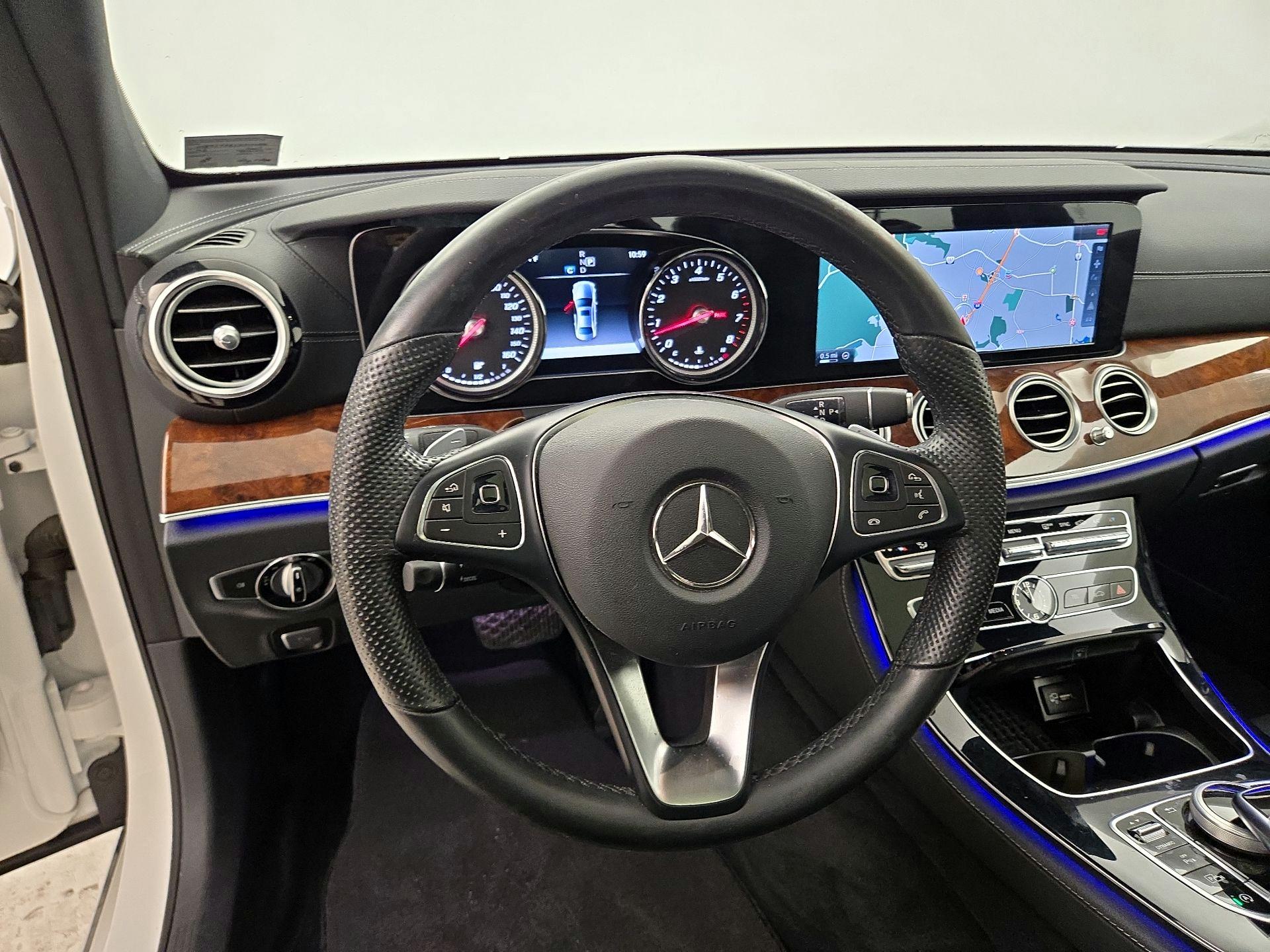 Thumbnail: 2017 Mercedes-Benz E-Class - 10