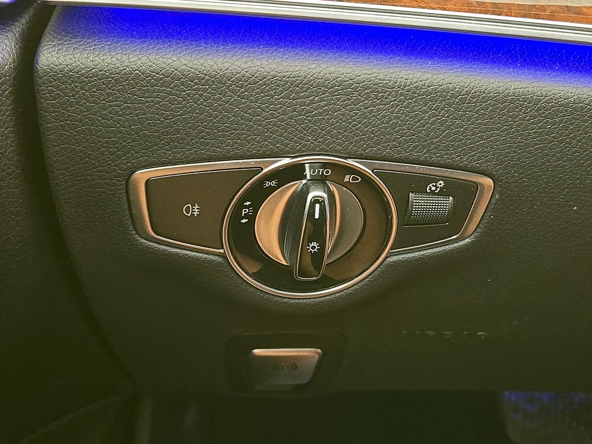 Thumbnail: 2017 Mercedes-Benz E-Class - 13