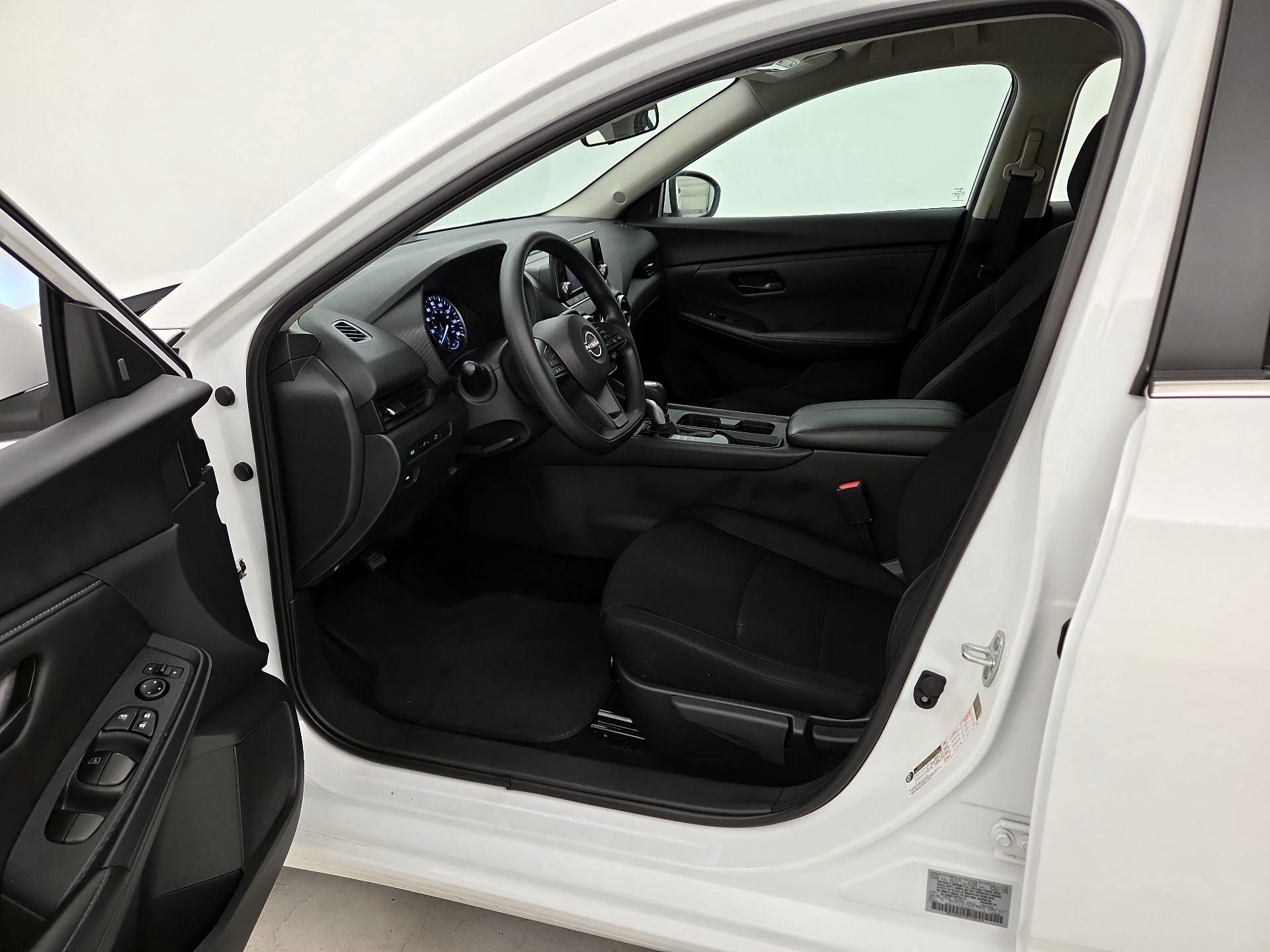 Thumbnail: 2024 Nissan Sentra - 11