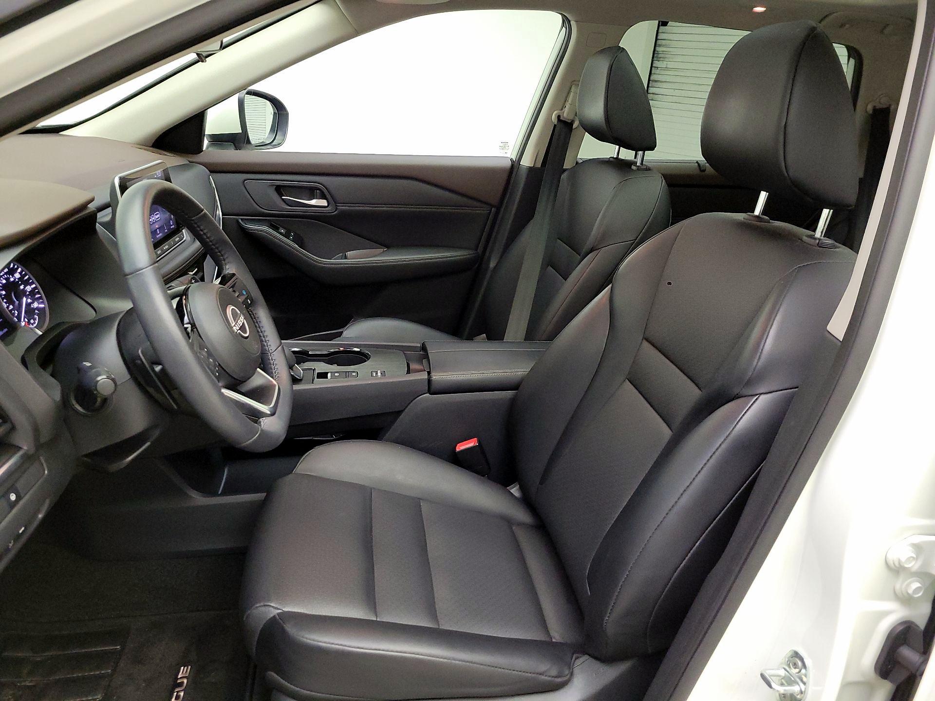 Thumbnail: 2023 Nissan Rogue - 11