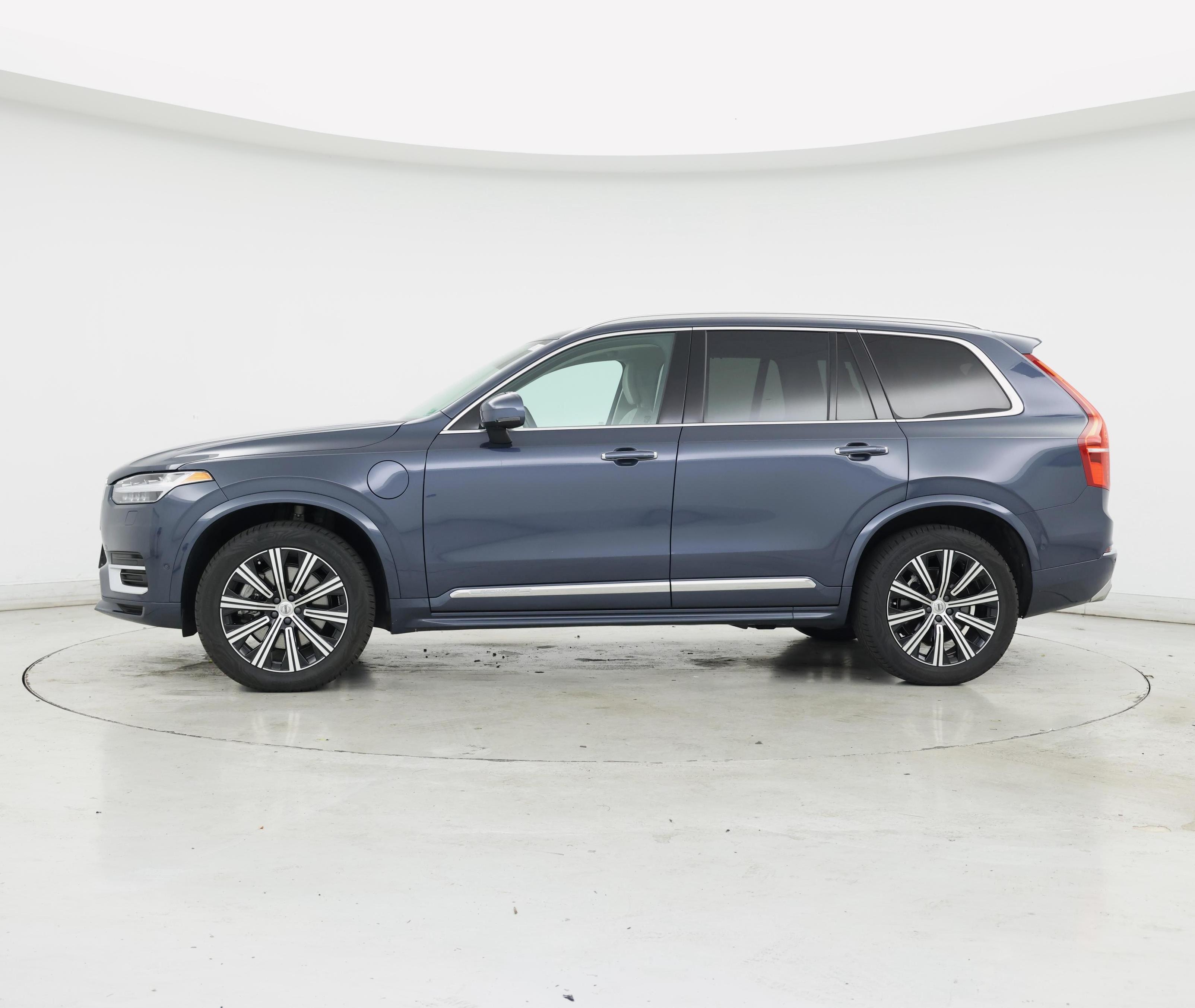 Thumbnail: 2021 Volvo XC90 - 3