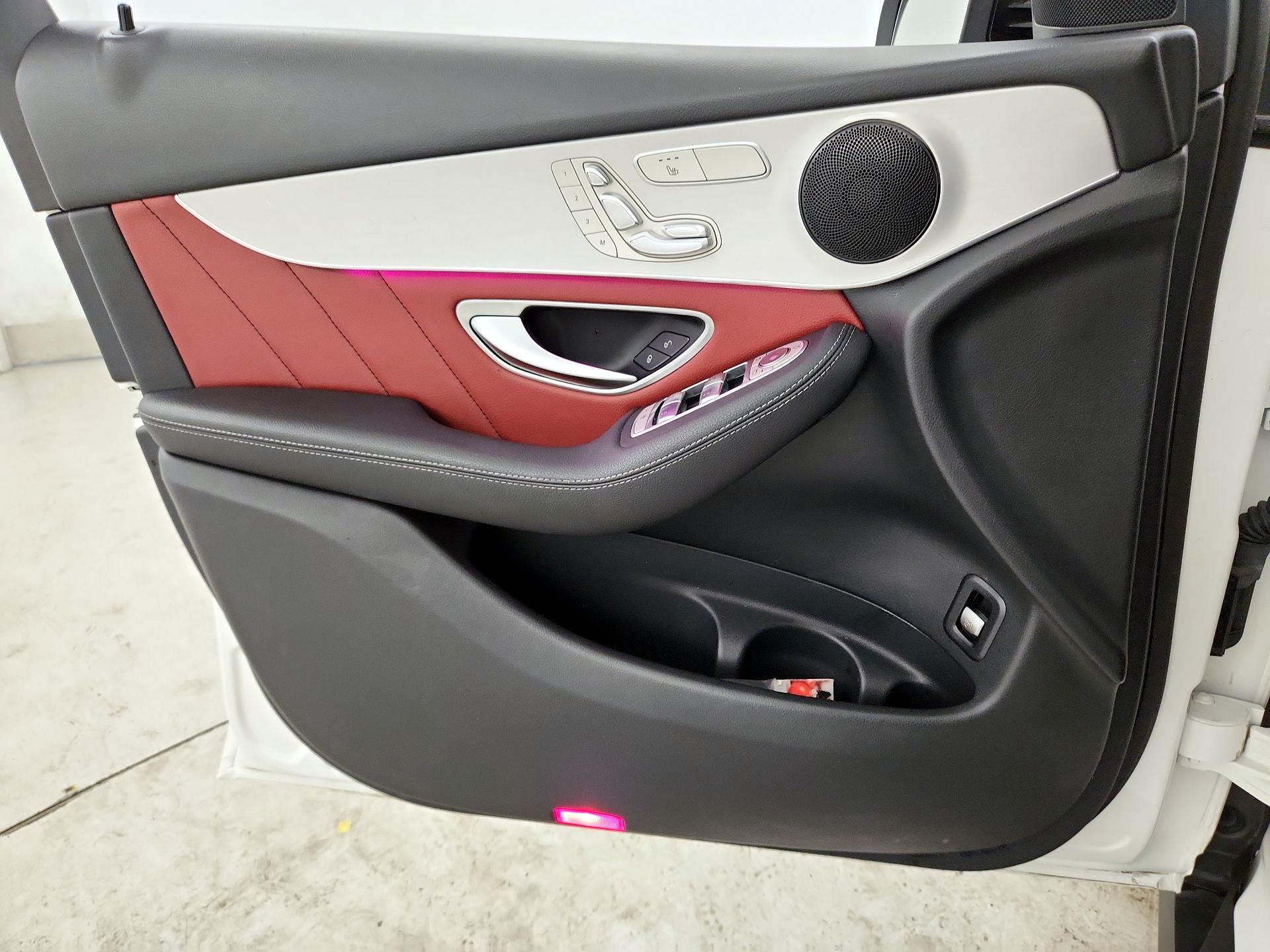 Thumbnail: 2022 Mercedes-Benz GLC - 12