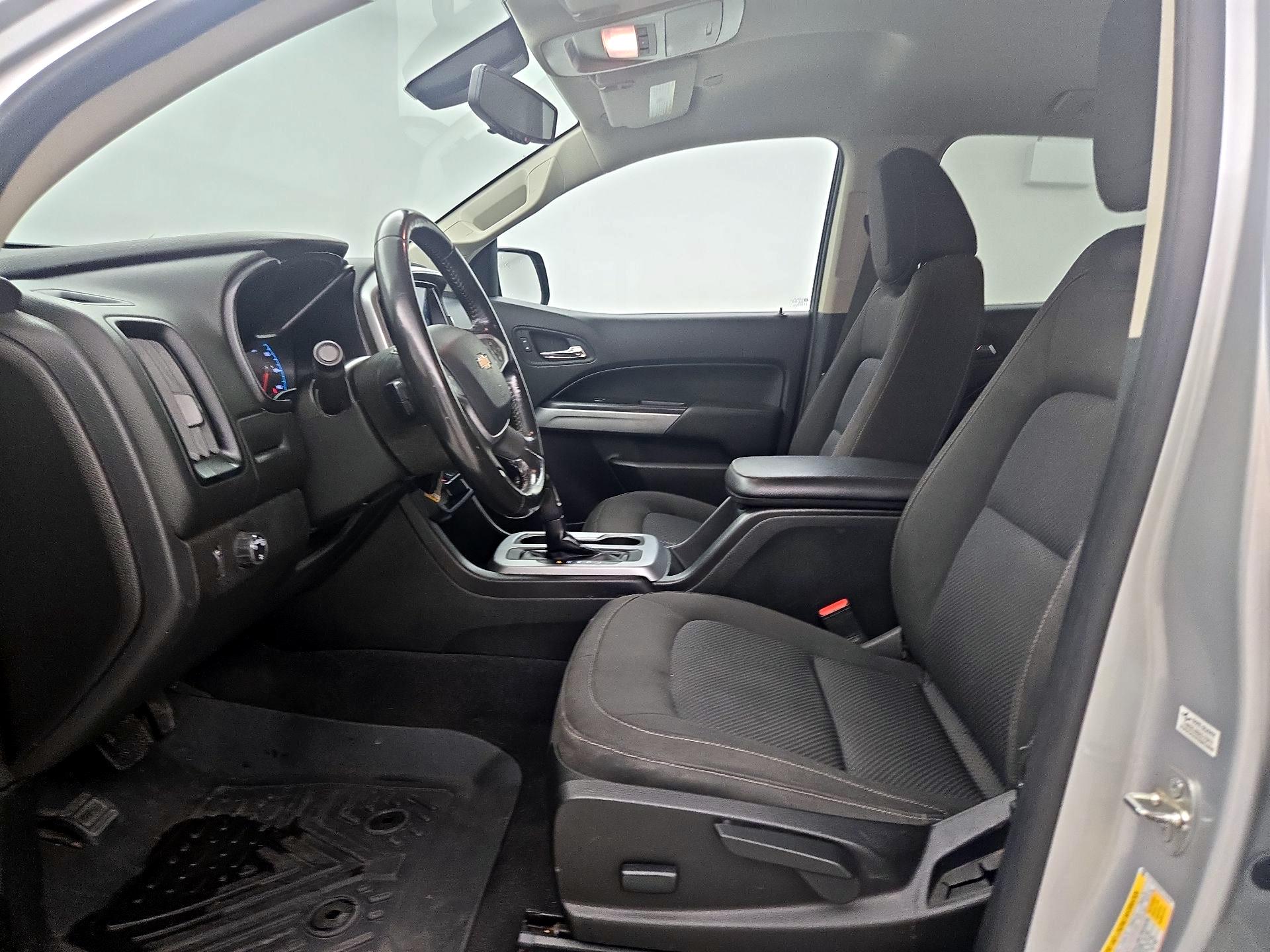 Thumbnail: 2019 Chevrolet Colorado - 11