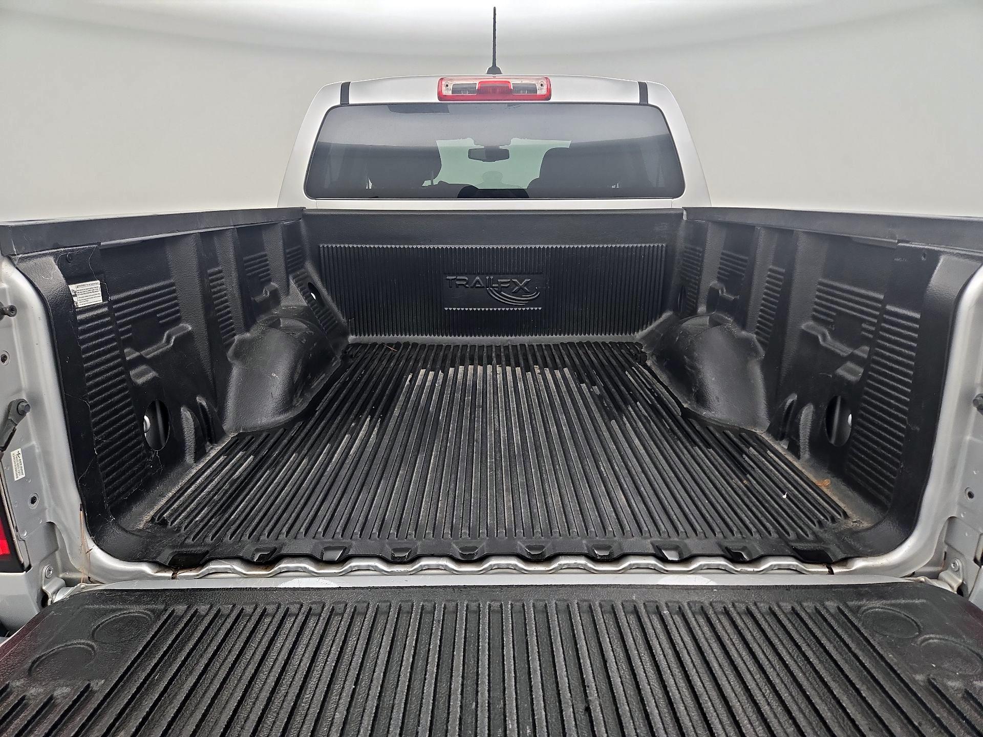 Thumbnail: 2019 Chevrolet Colorado - 20