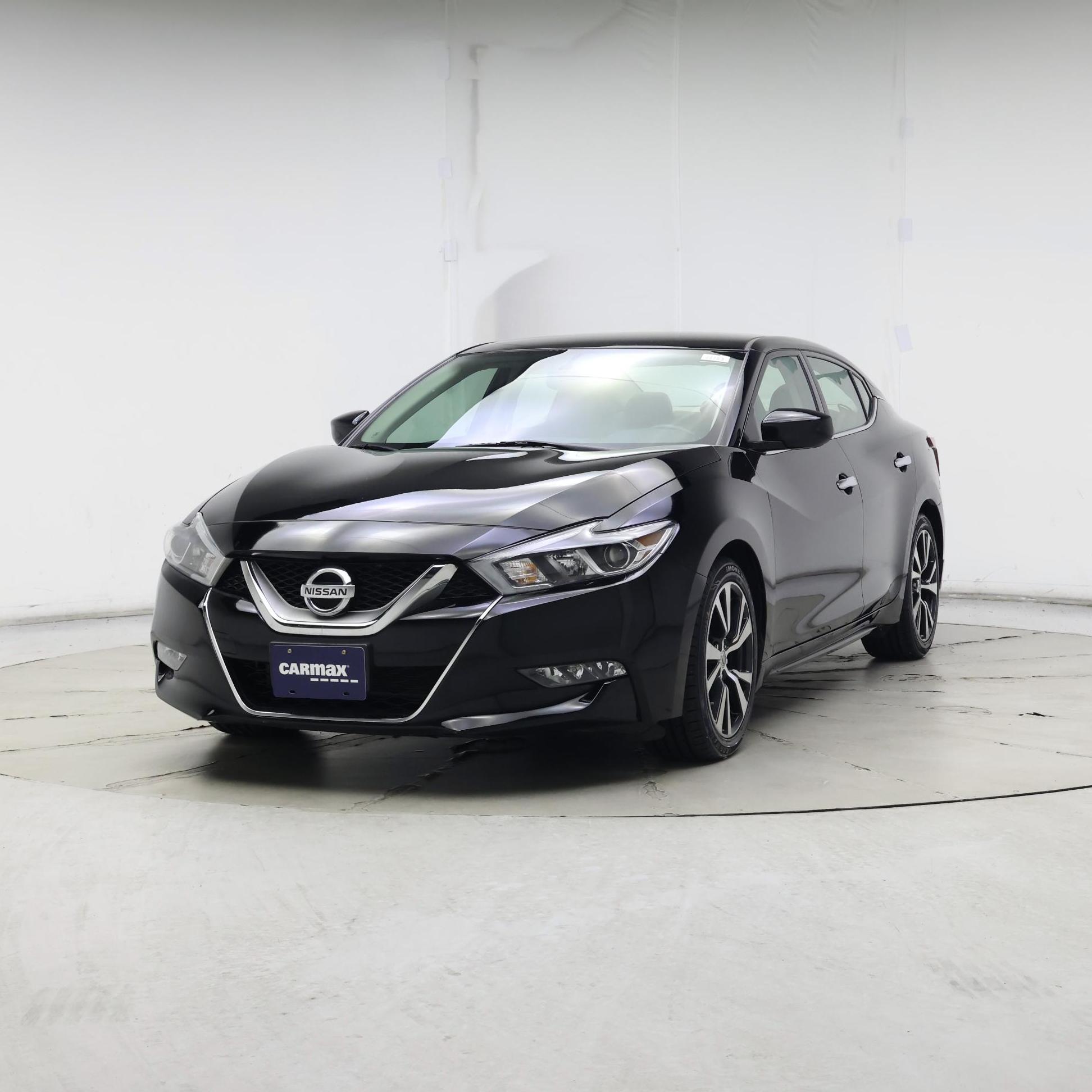 Thumbnail: 2017 Nissan Maxima - 4