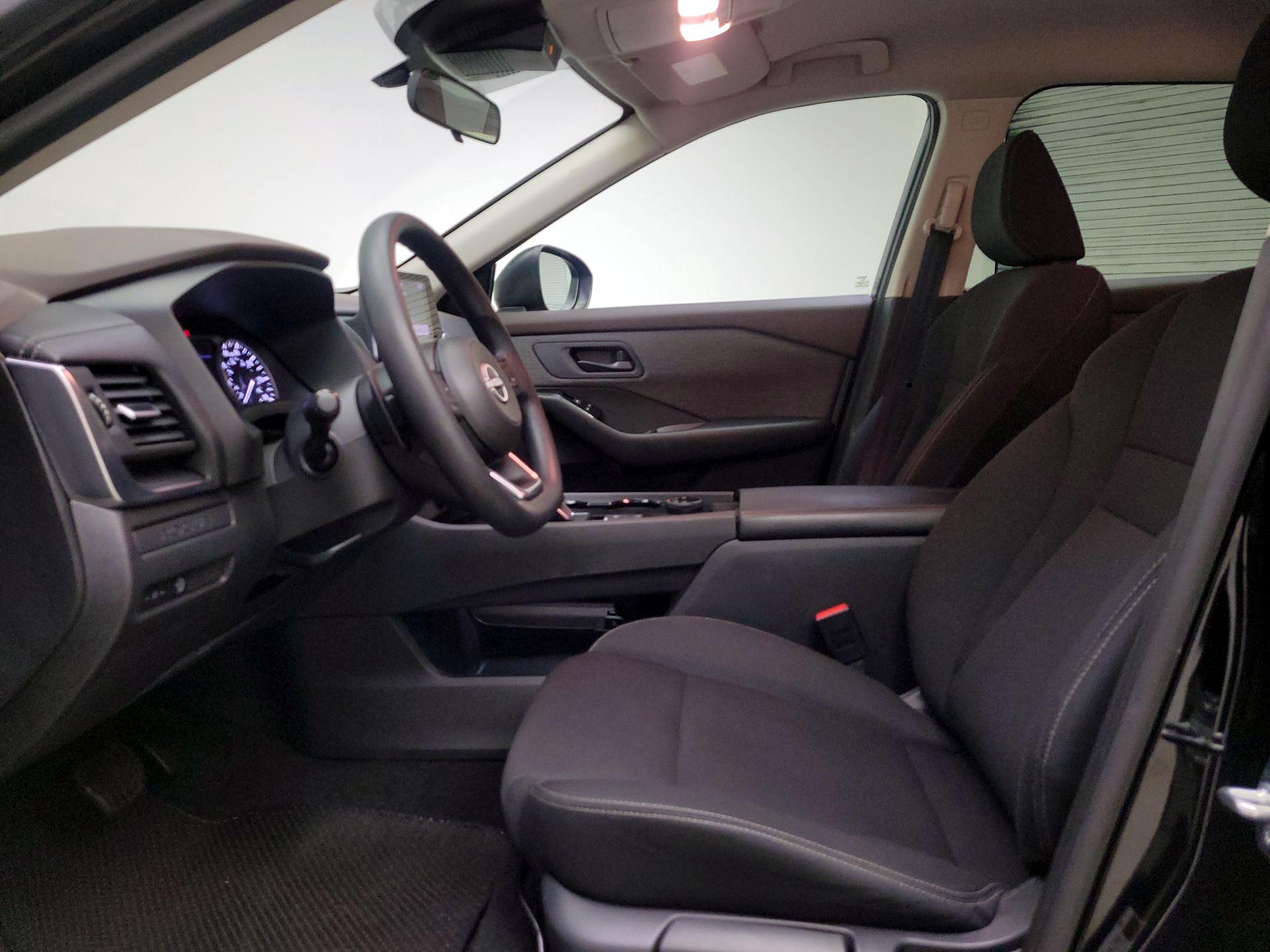 Thumbnail: 2023 Nissan Rogue - 11